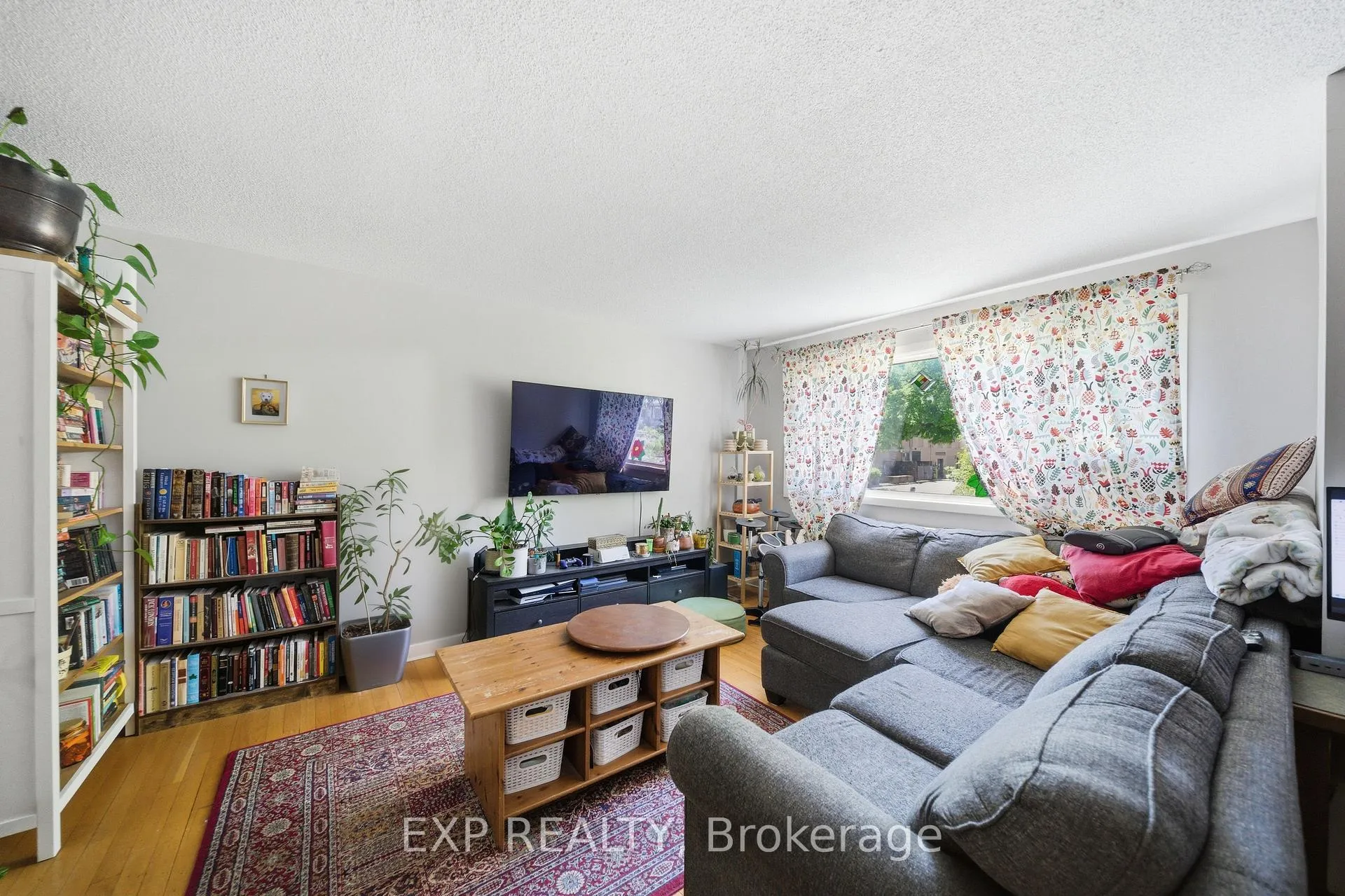 Photo 4 of 649 Westview Avenue, Ottawa, Westboro/Hampton Park — HOMEH