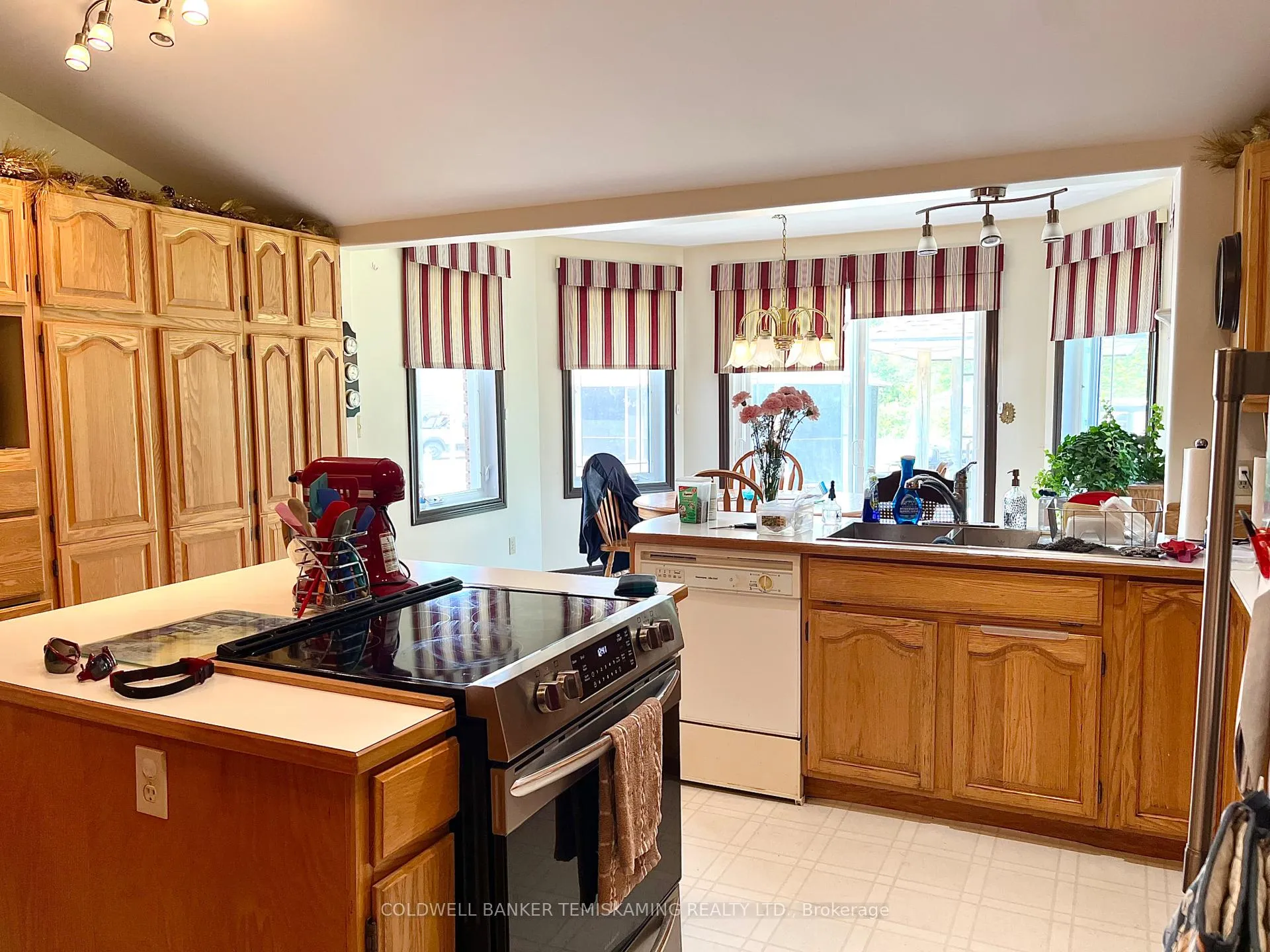 Photo 13 of 8 Michael Street, Englehart, Central Timiskaming — HOMEH