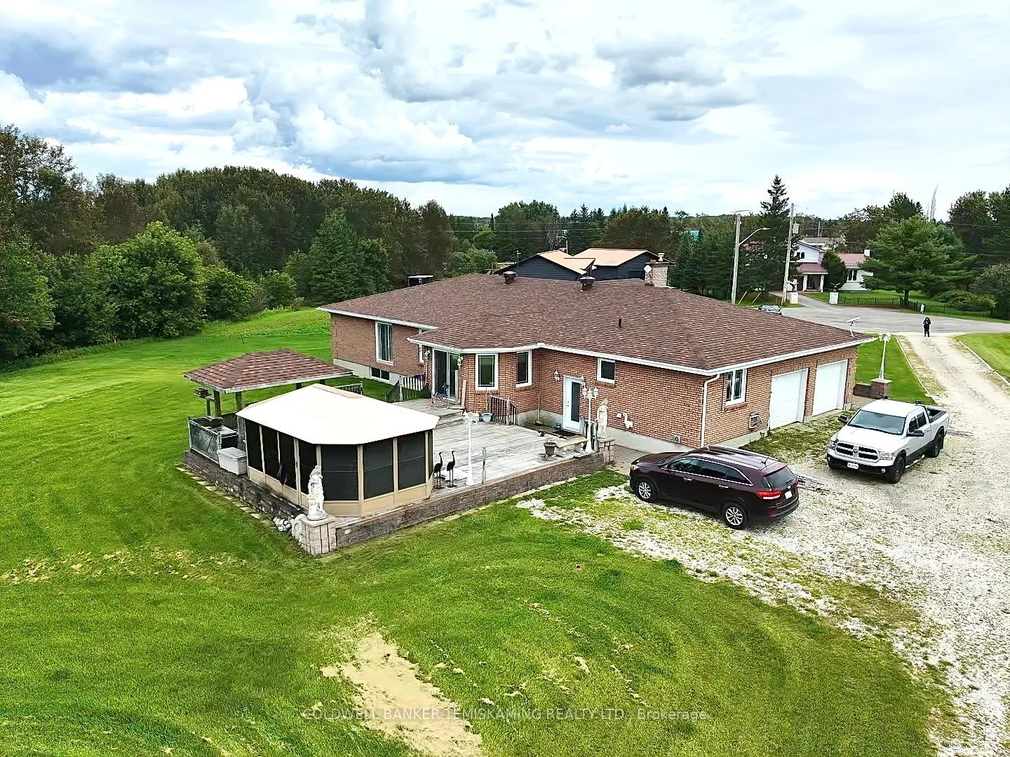 Photo 5 of 8 Michael Street, Englehart, Central Timiskaming — HOMEH