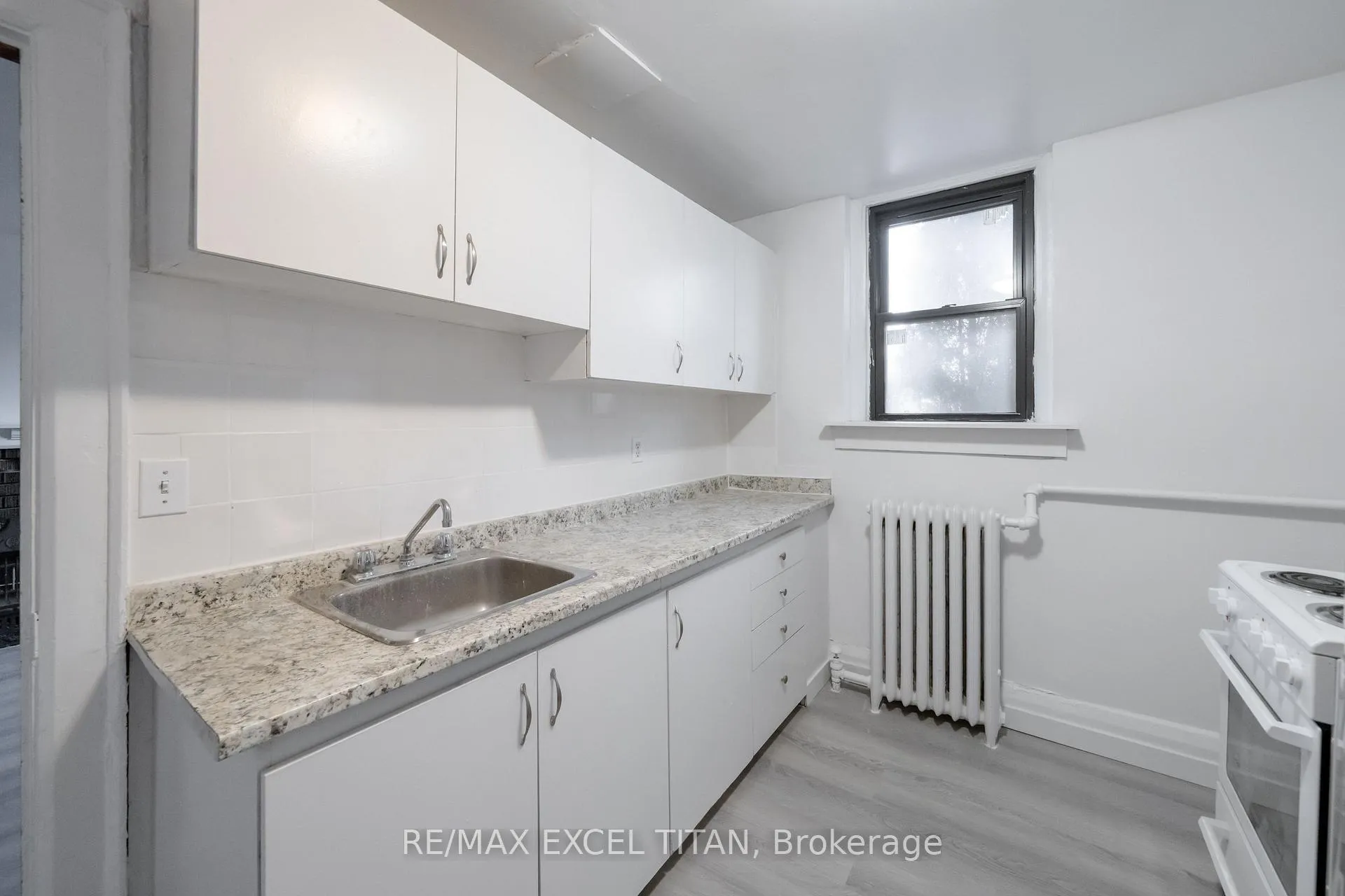 Photo 8 of Unit 51, 8 Kingston Road, Toronto, Woodbine Corridor — HOMEH