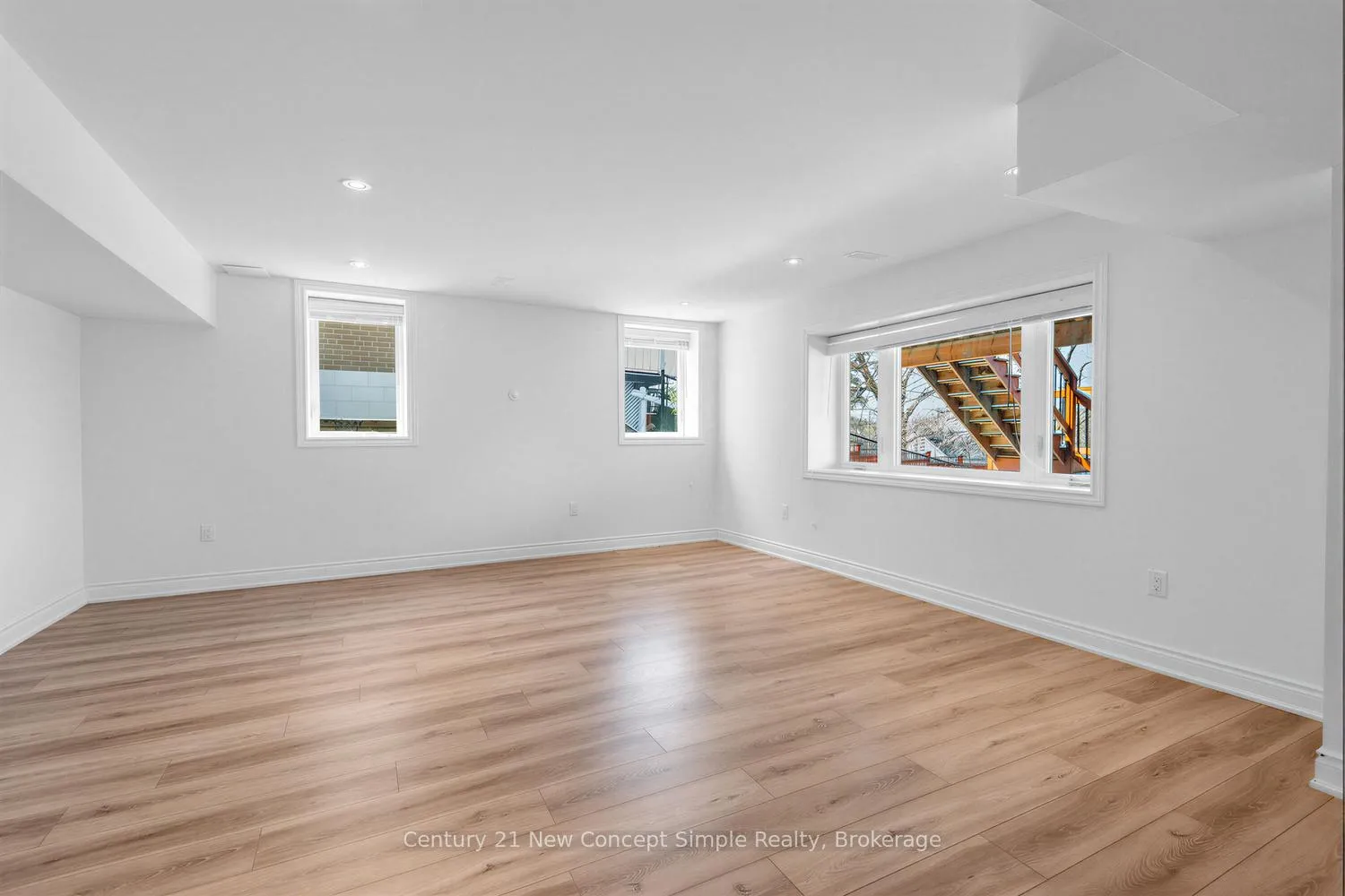 Photo 41 of 24 Rouge Street, Markham, Vinegar Hill — HOMEH
