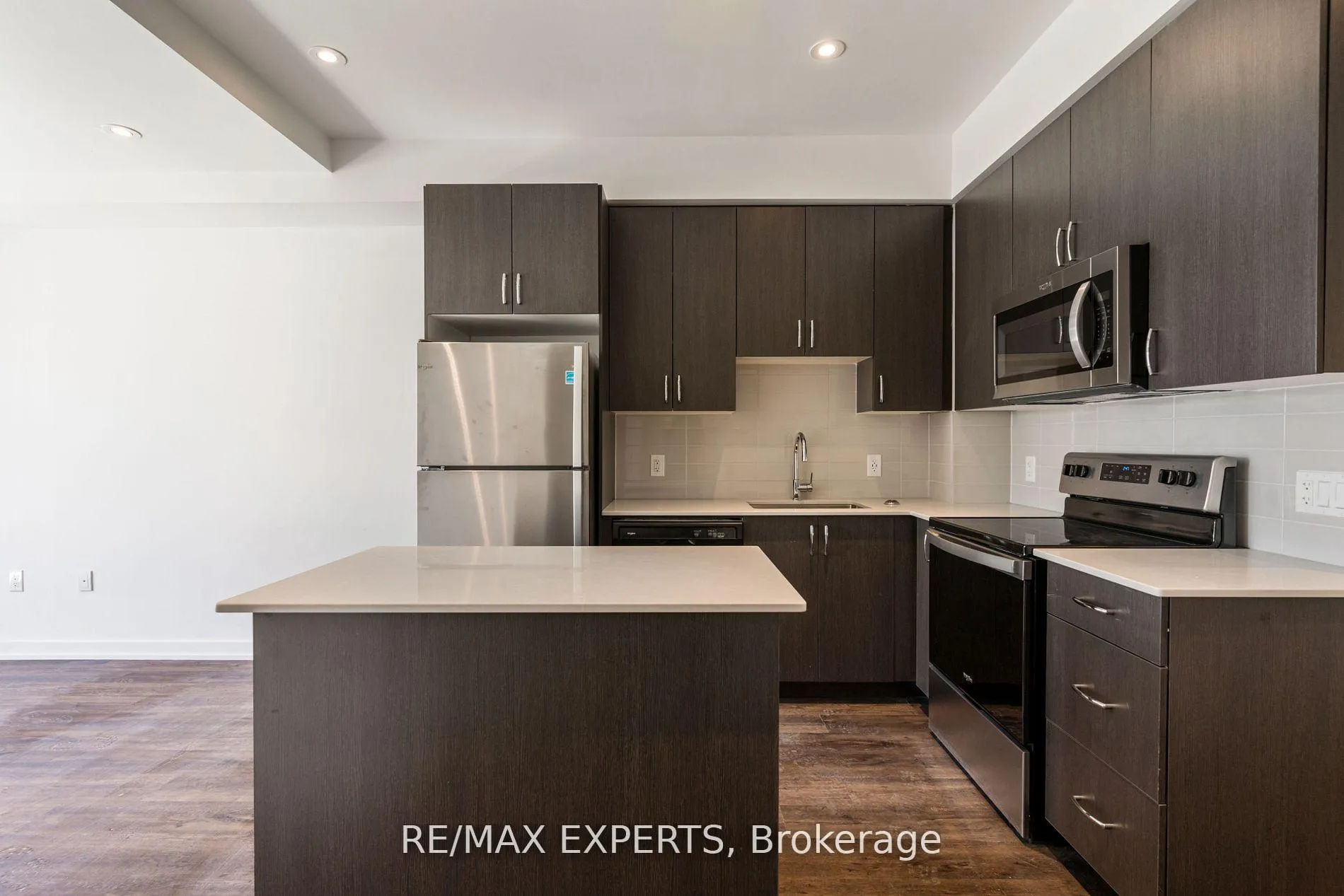 Photo 1 of Unit 303, 430 Essa Road, Barrie, Holly — HOMEH