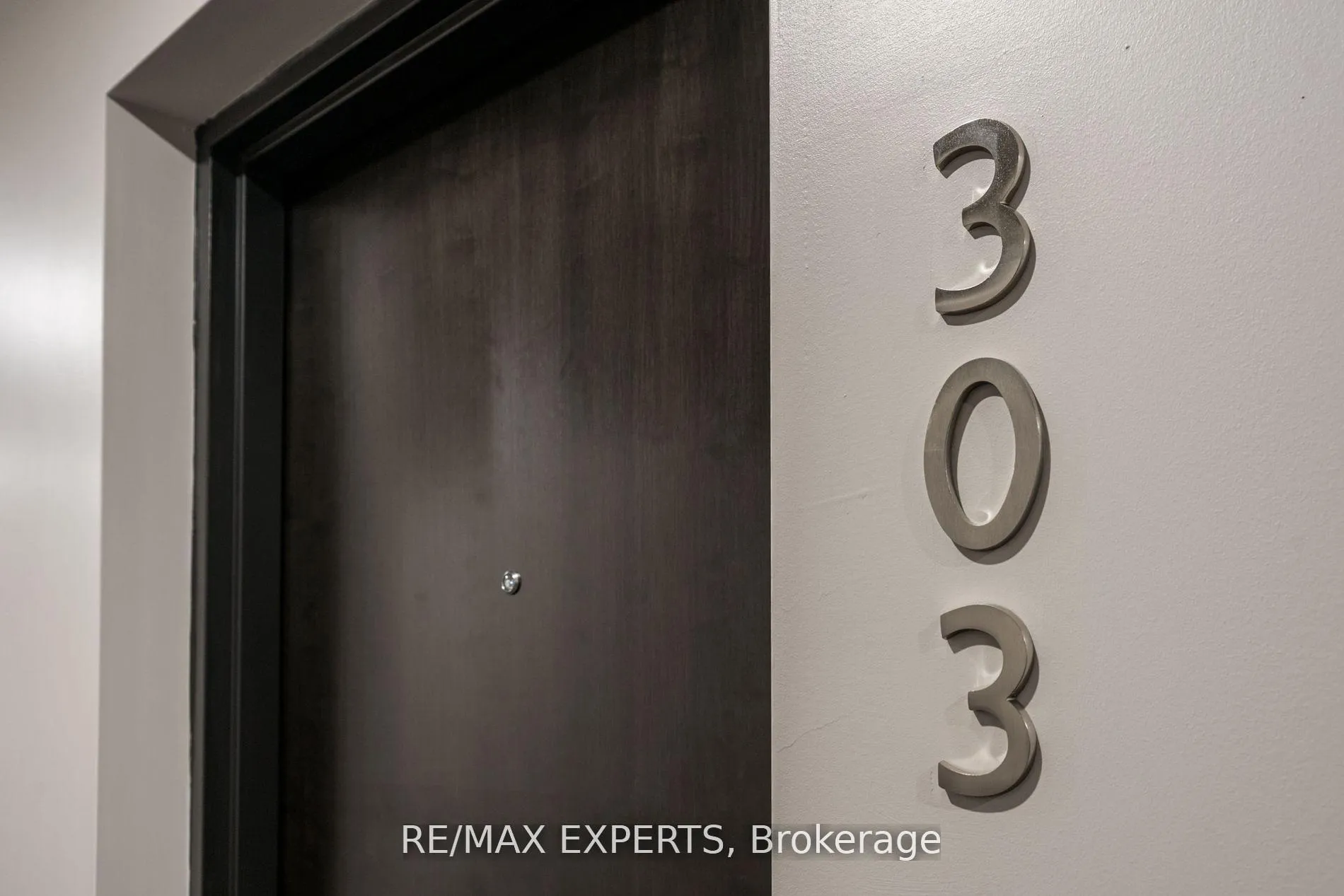 Photo 6 of Unit 303, 430 Essa Road, Barrie, Holly — HOMEH