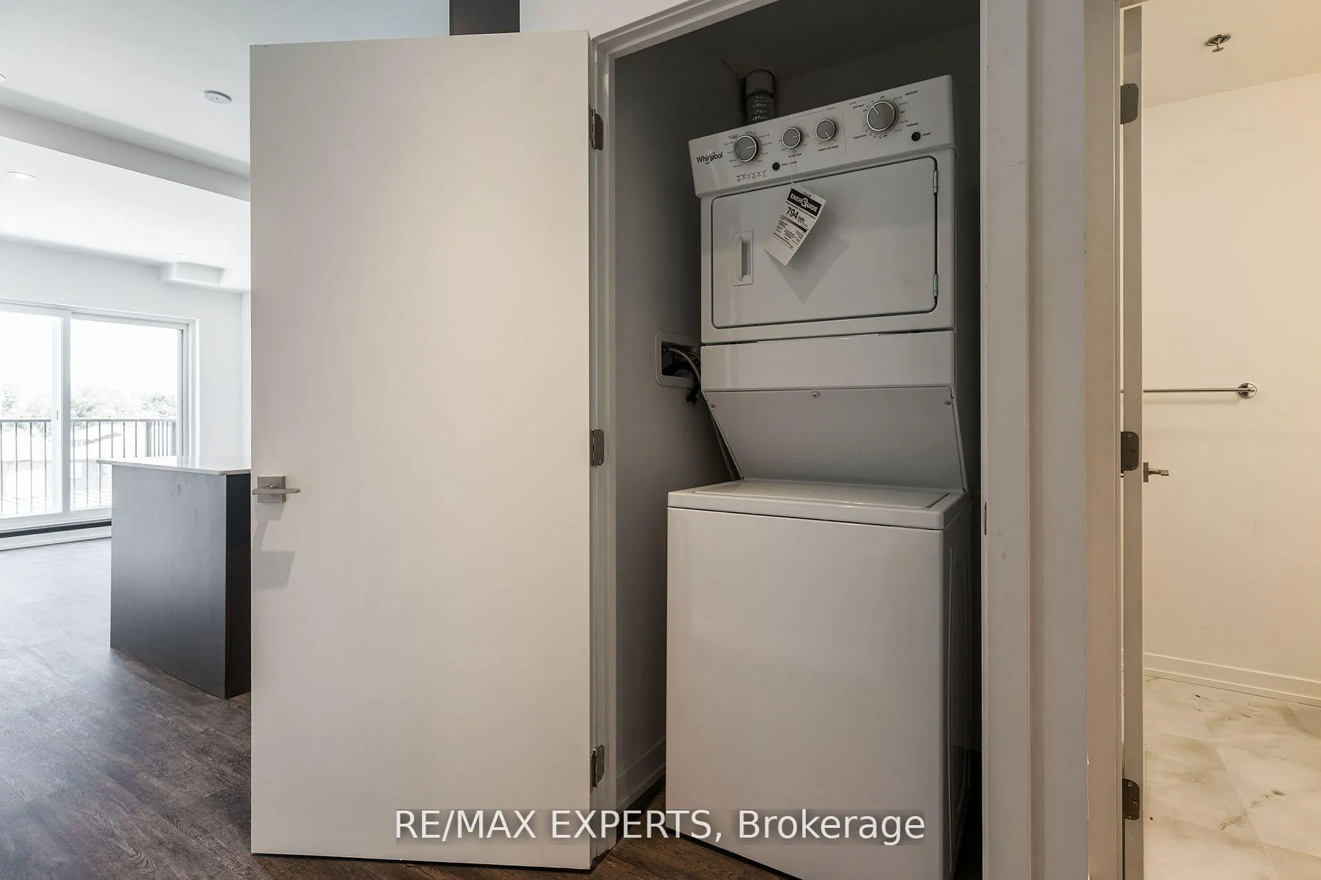 Photo 9 of Unit 303, 430 Essa Road, Barrie, Holly — HOMEH