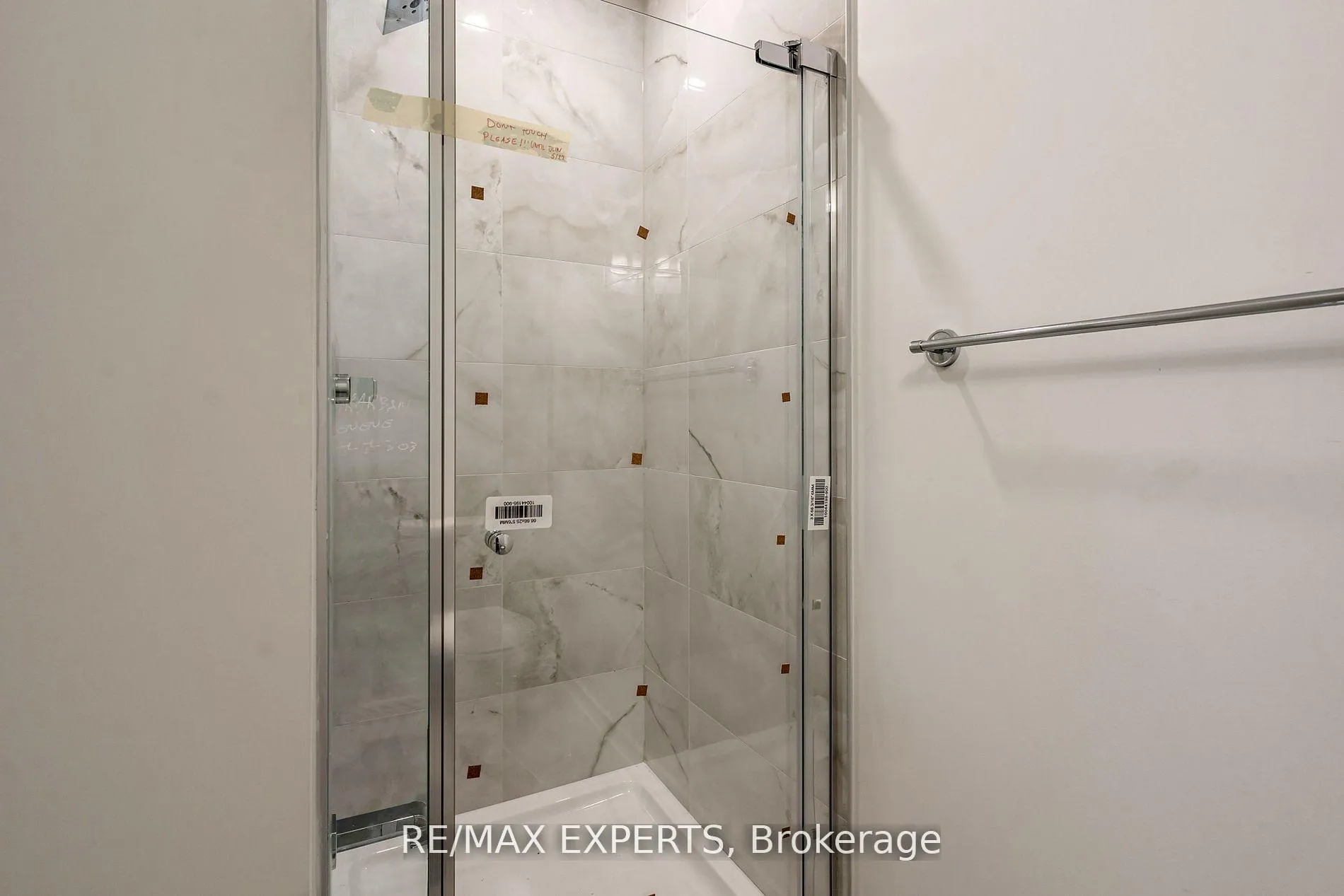 Photo 14 of Unit 303, 430 Essa Road, Barrie, Holly — HOMEH
