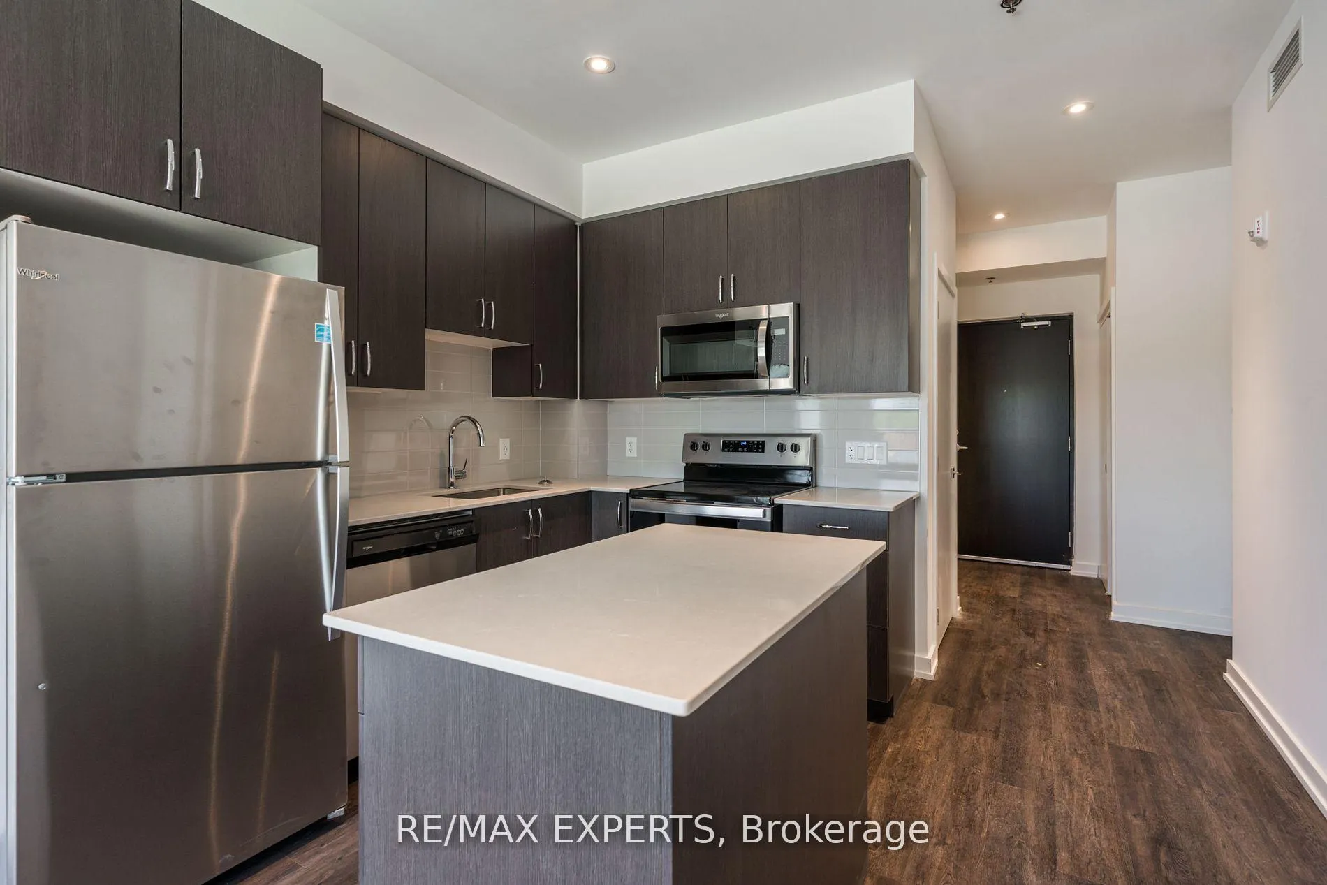 Photo 15 of Unit 303, 430 Essa Road, Barrie, Holly — HOMEH