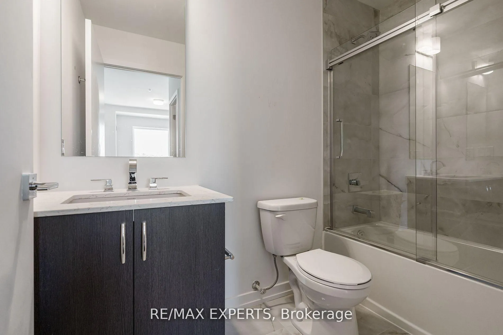 Photo 24 of Unit 303, 430 Essa Road, Barrie, Holly — HOMEH