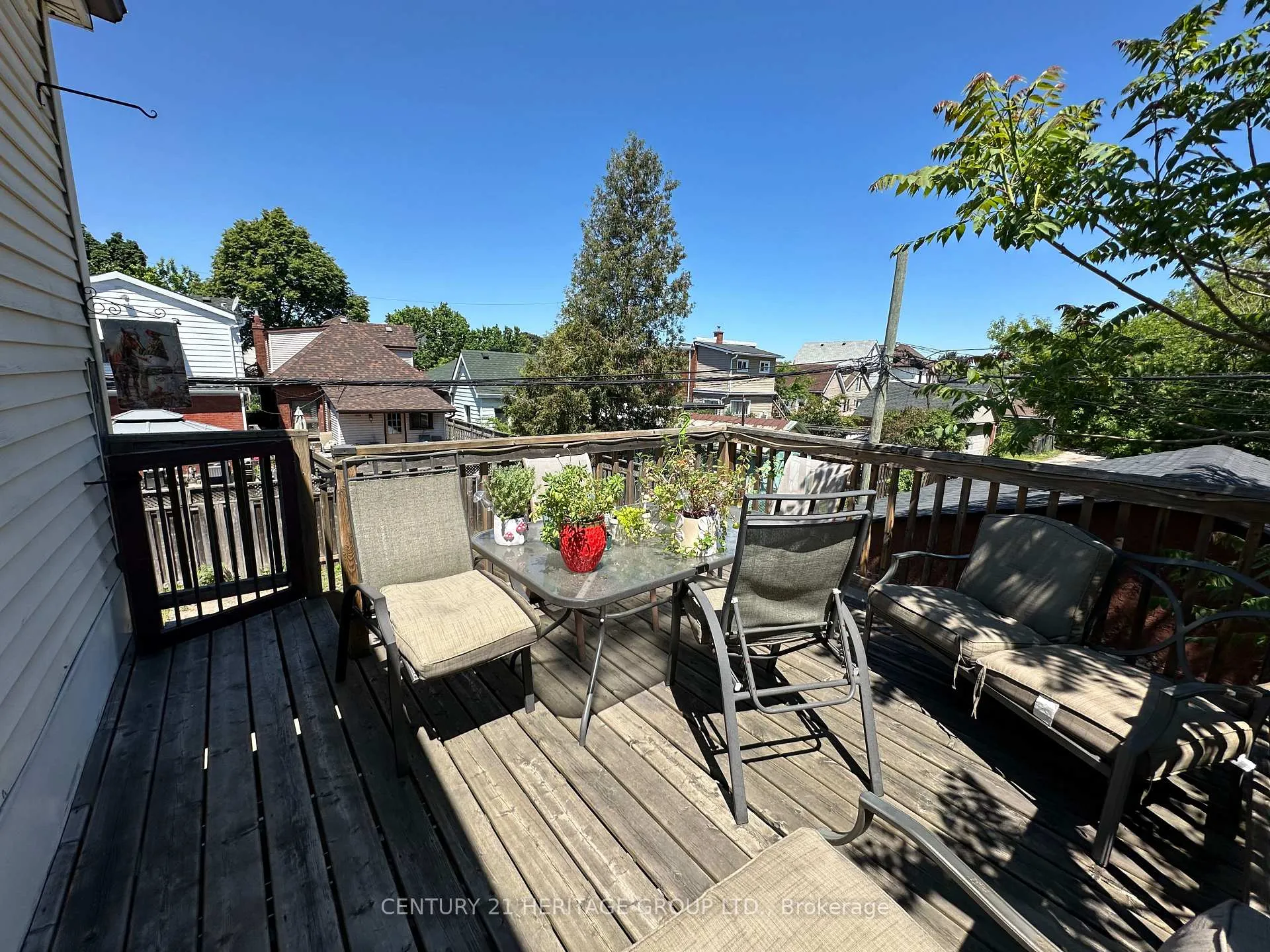 Photo 10 of 1125 Cannon Street E, Hamilton, Crown Point — HOMEH