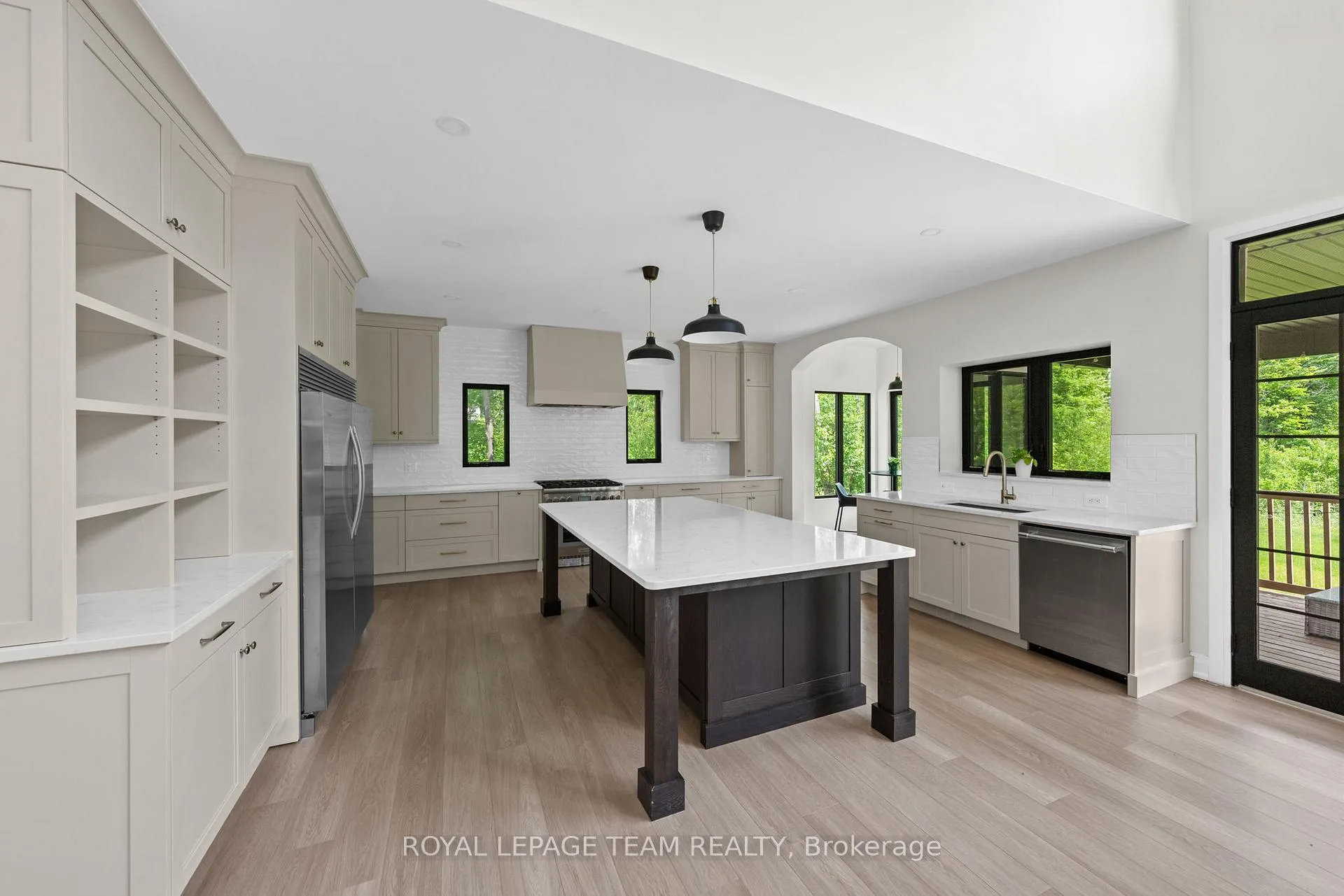 Photo 10 of 148 Lake Trail Road, Ottawa, Greely — HOMEH