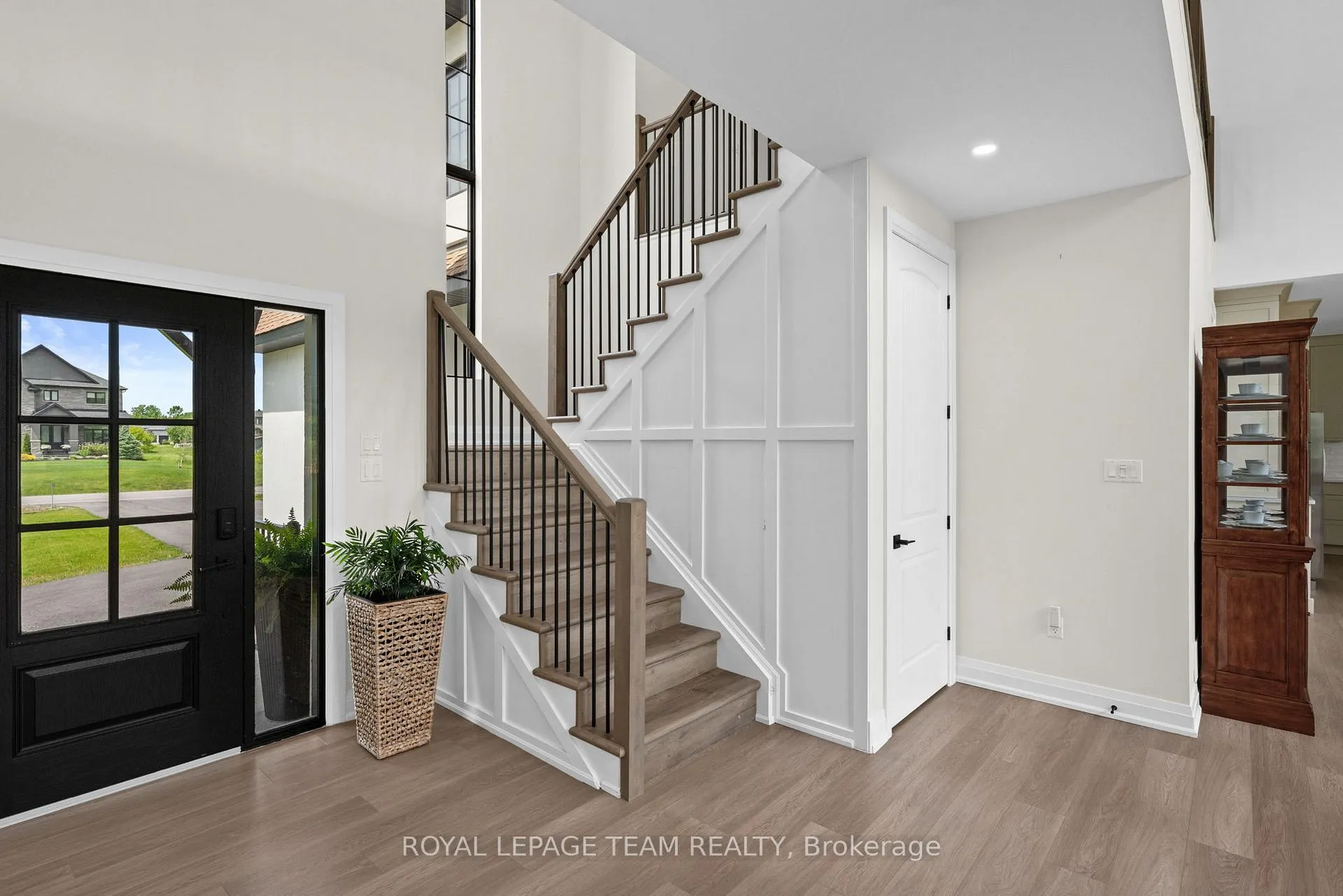 Photo 20 of 148 Lake Trail Road, Ottawa, Greely — HOMEH