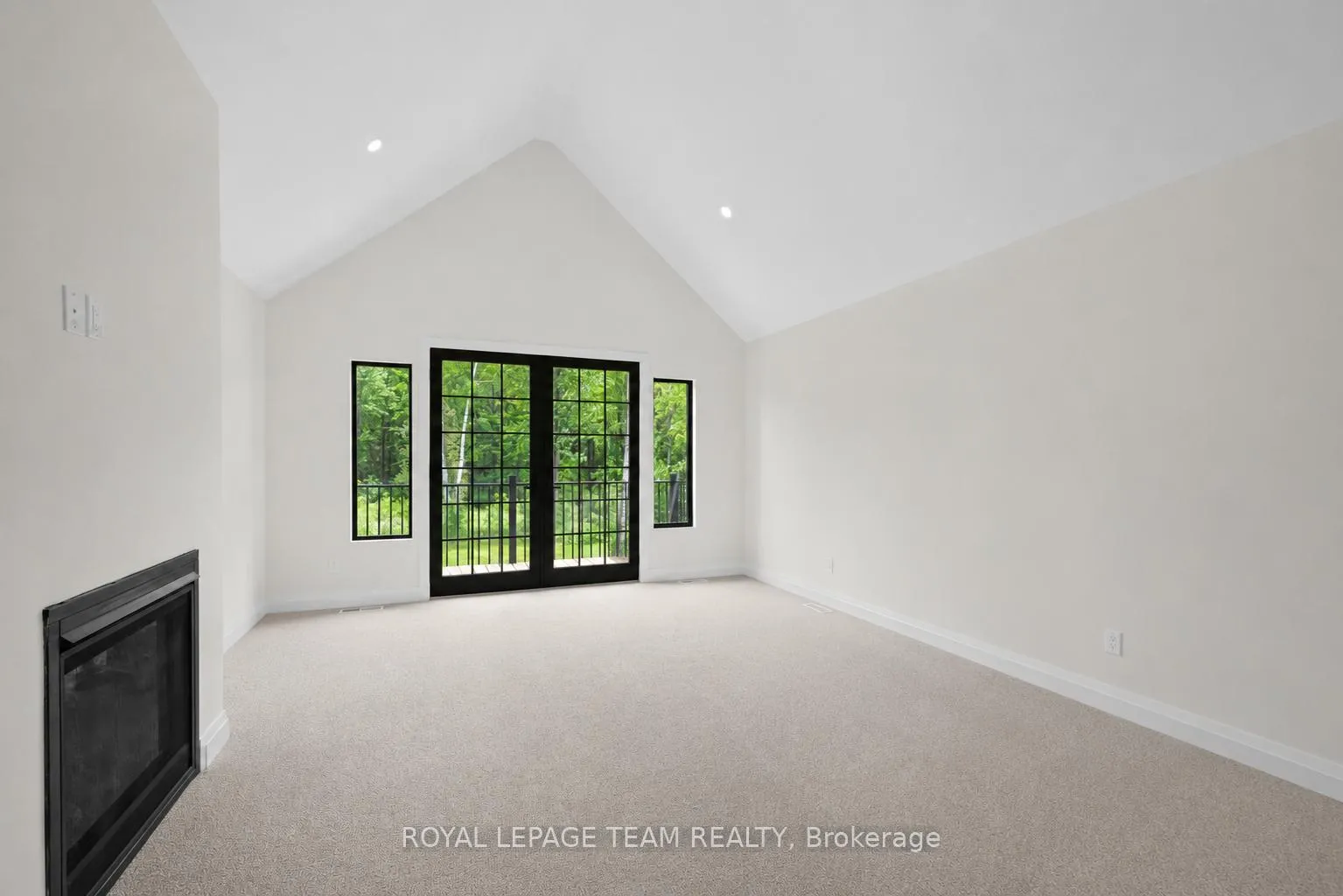 Photo 22 of 148 Lake Trail Road, Ottawa, Greely — HOMEH