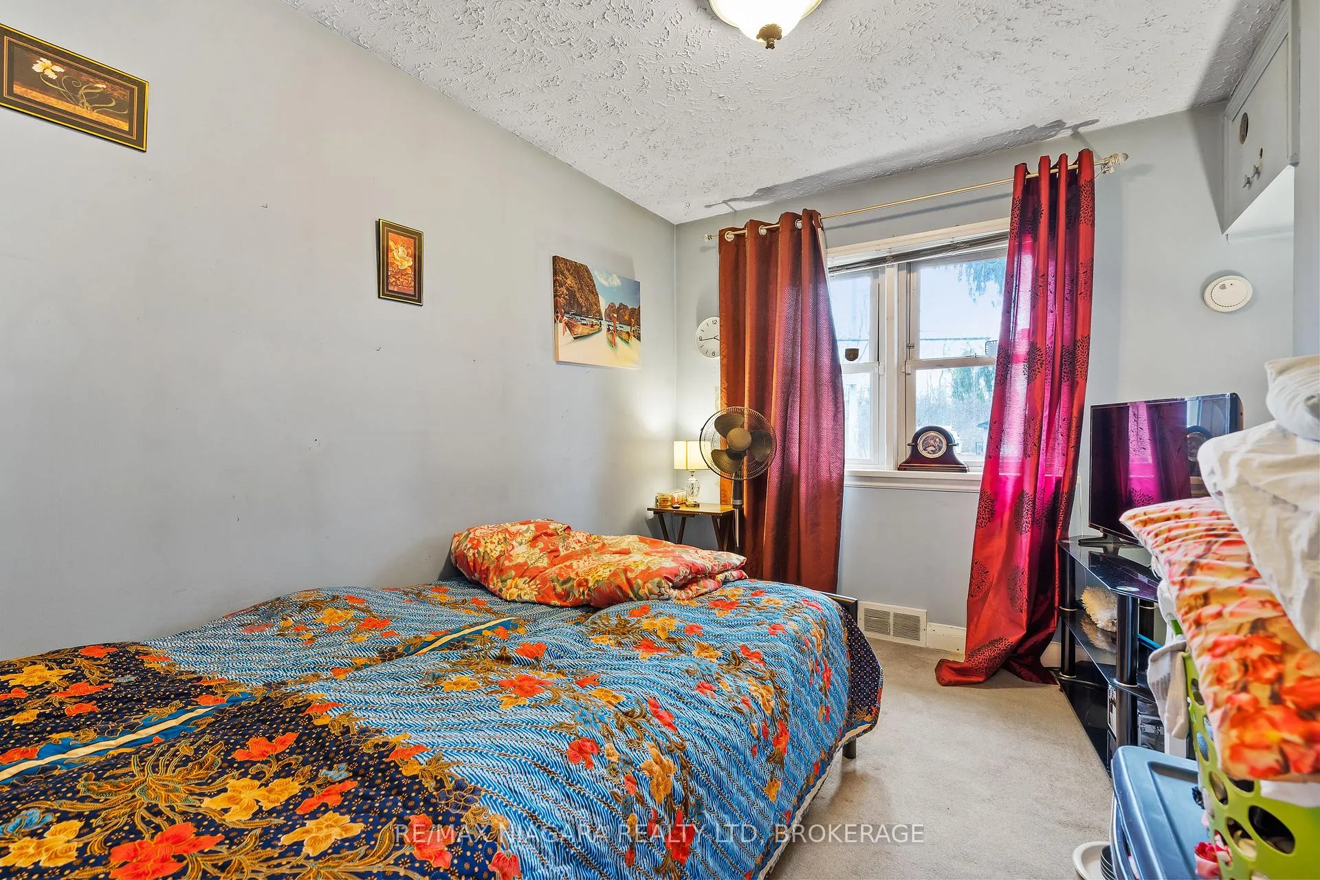 Photo 14 of 5999 Montrose Road, Niagara Falls, West Wood — HOMEH