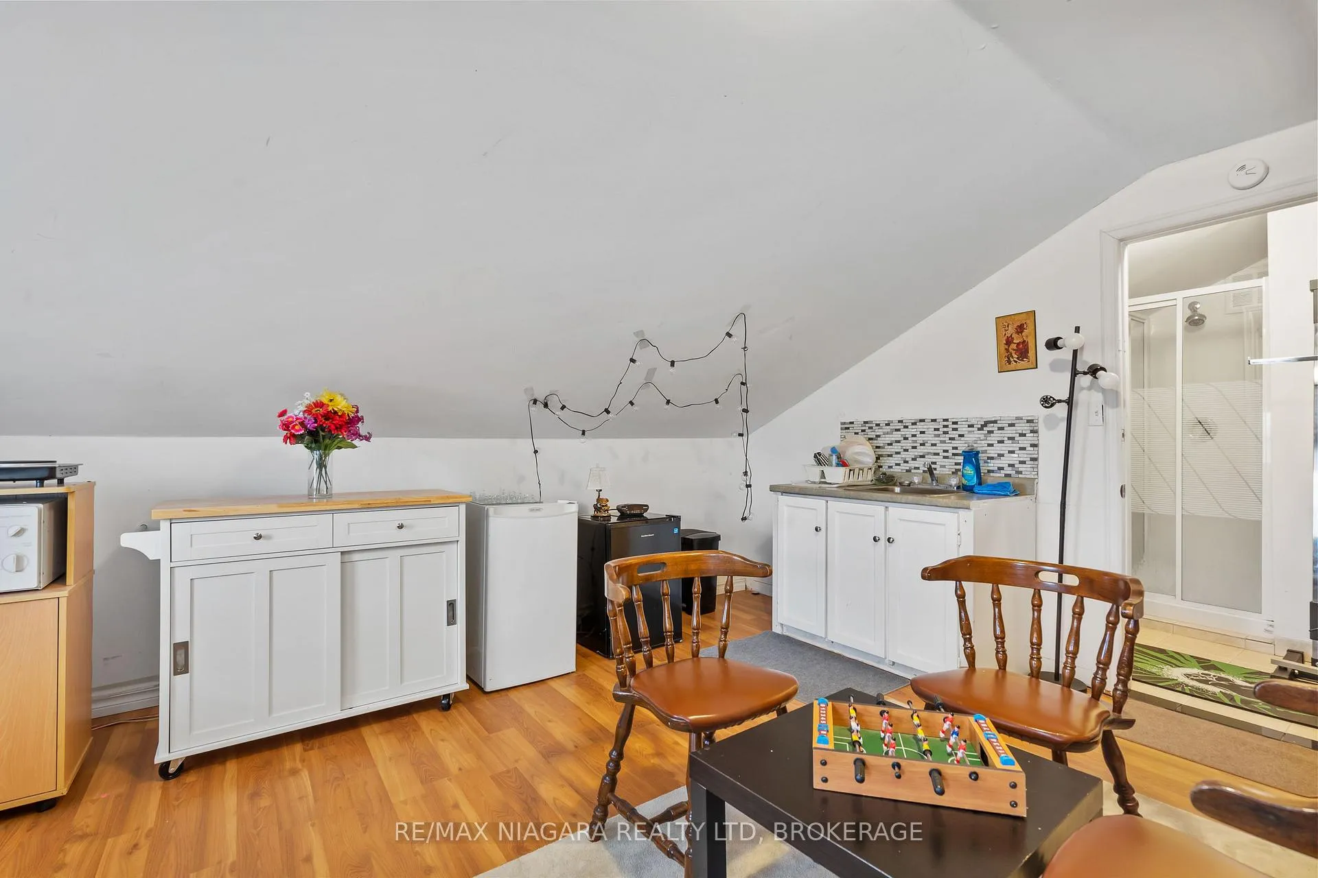 Photo 20 of 5999 Montrose Road, Niagara Falls, West Wood — HOMEH