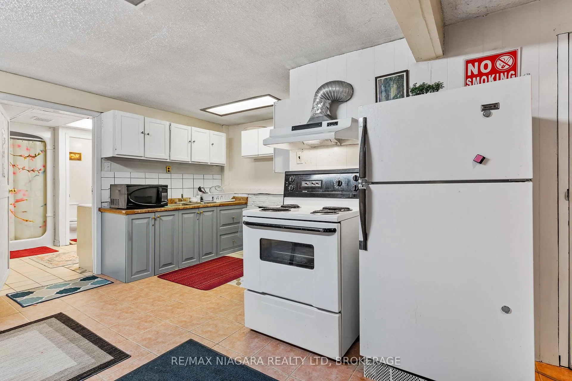 Photo 26 of 5999 Montrose Road, Niagara Falls, West Wood — HOMEH