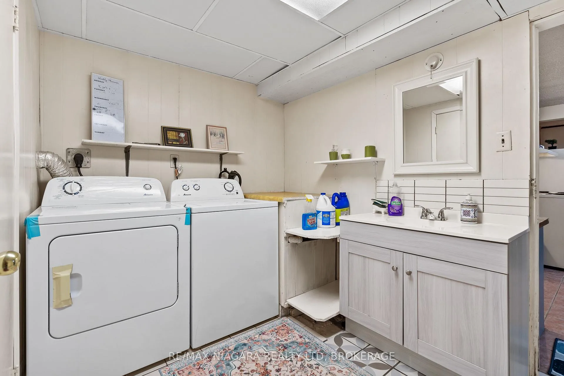 Photo 33 of 5999 Montrose Road, Niagara Falls, West Wood — HOMEH