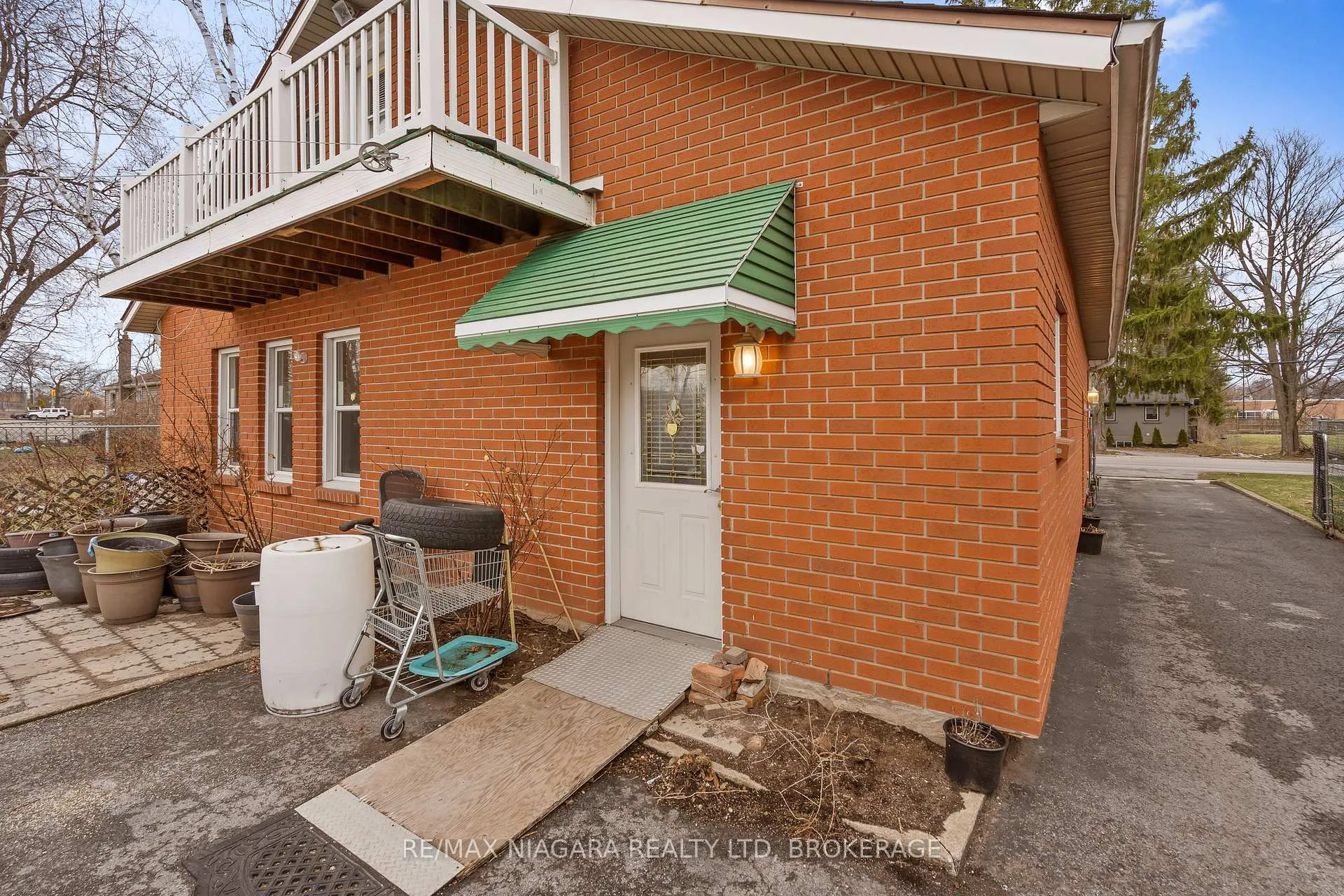 Photo 36 of 5999 Montrose Road, Niagara Falls, West Wood — HOMEH