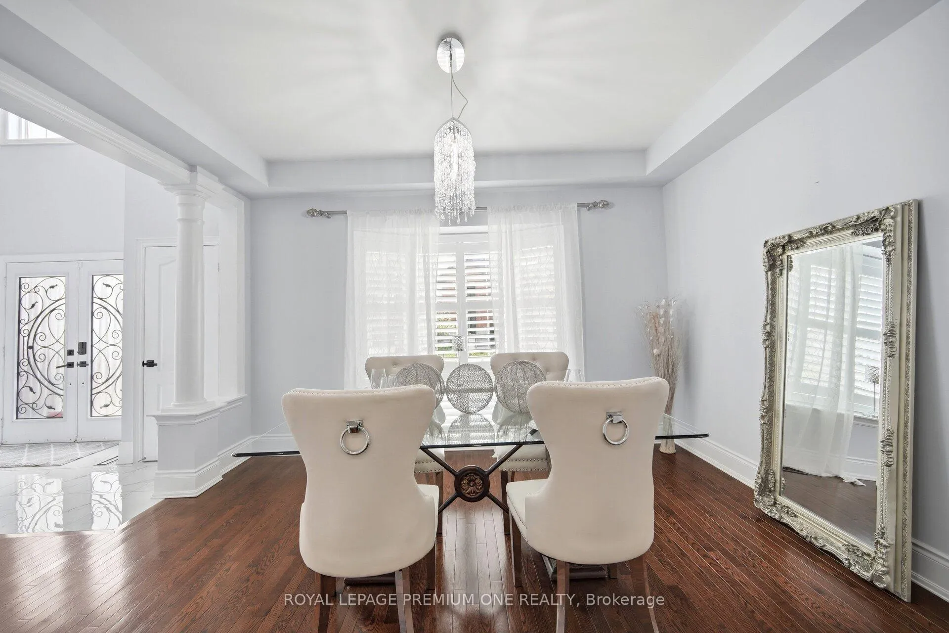 Photo 8 of 95 Retreat Boulevard, Vaughan, Vellore Village — HOMEH