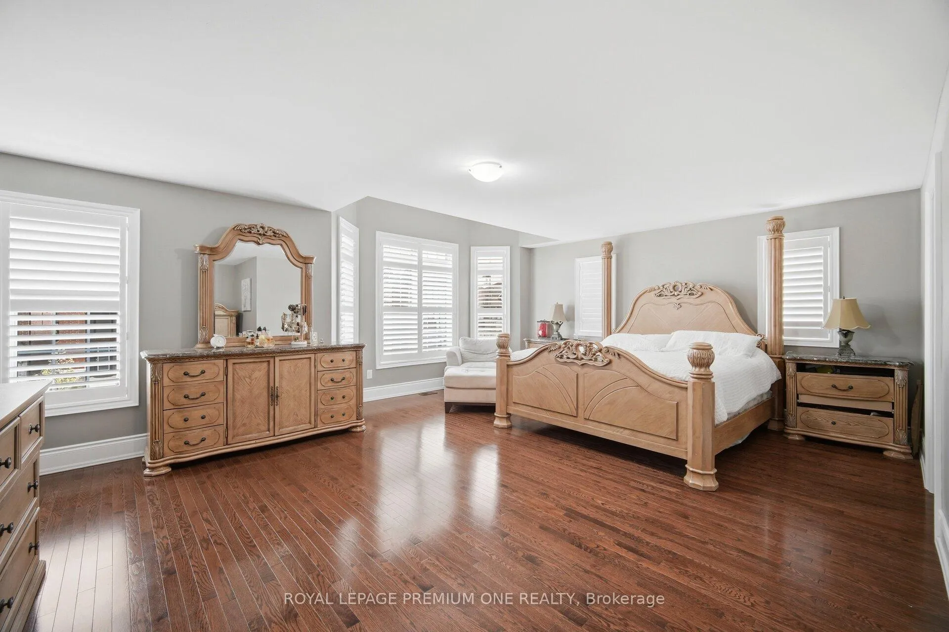 Photo 23 of 95 Retreat Boulevard, Vaughan, Vellore Village — HOMEH