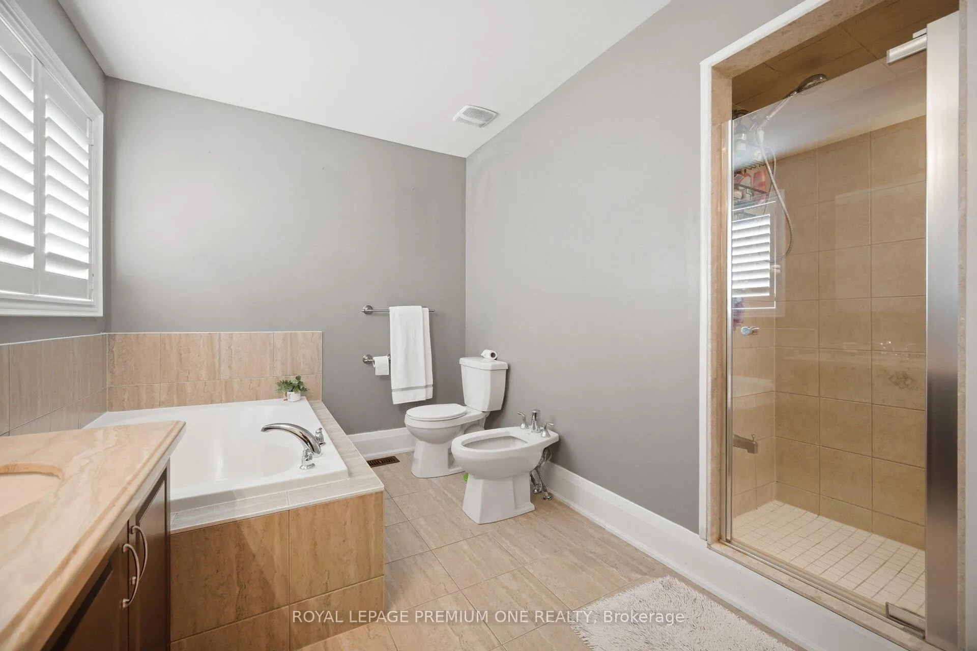 Photo 26 of 95 Retreat Boulevard, Vaughan, Vellore Village — HOMEH