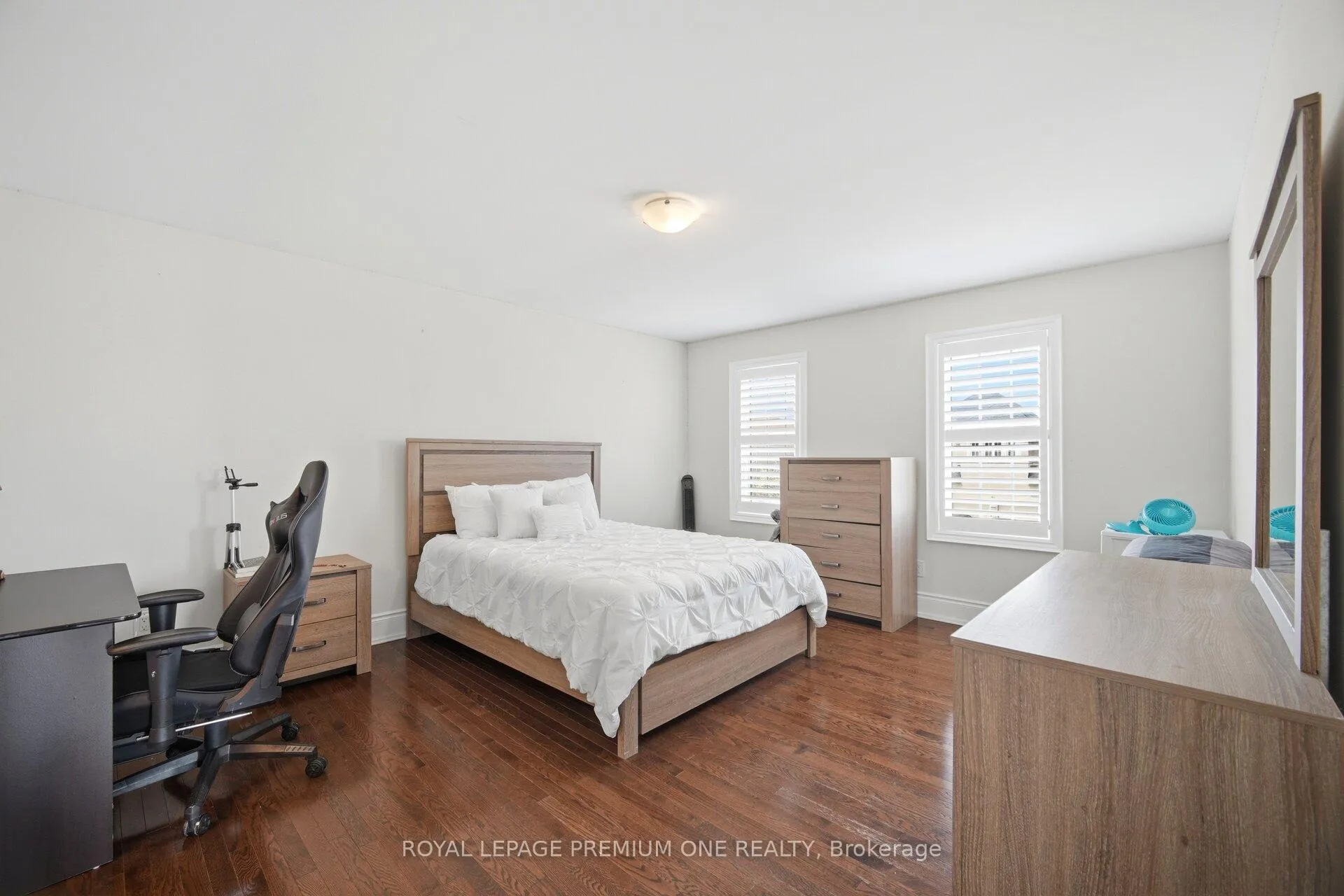 Photo 30 of 95 Retreat Boulevard, Vaughan, Vellore Village — HOMEH