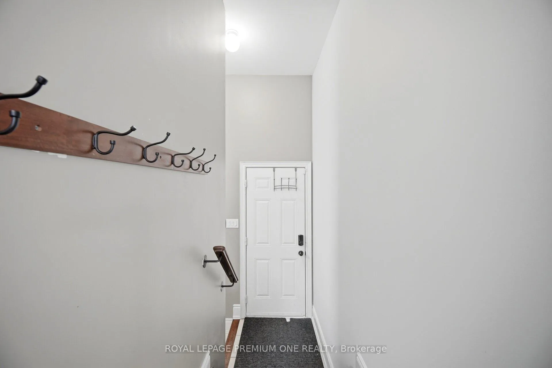 Photo 36 of 95 Retreat Boulevard, Vaughan, Vellore Village — HOMEH