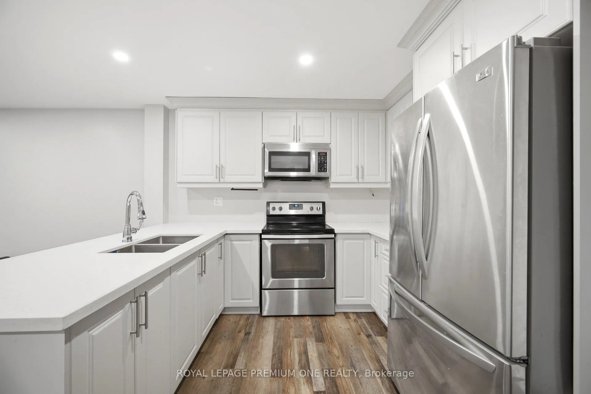Photo 39 of 95 Retreat Boulevard, Vaughan, Vellore Village — HOMEH