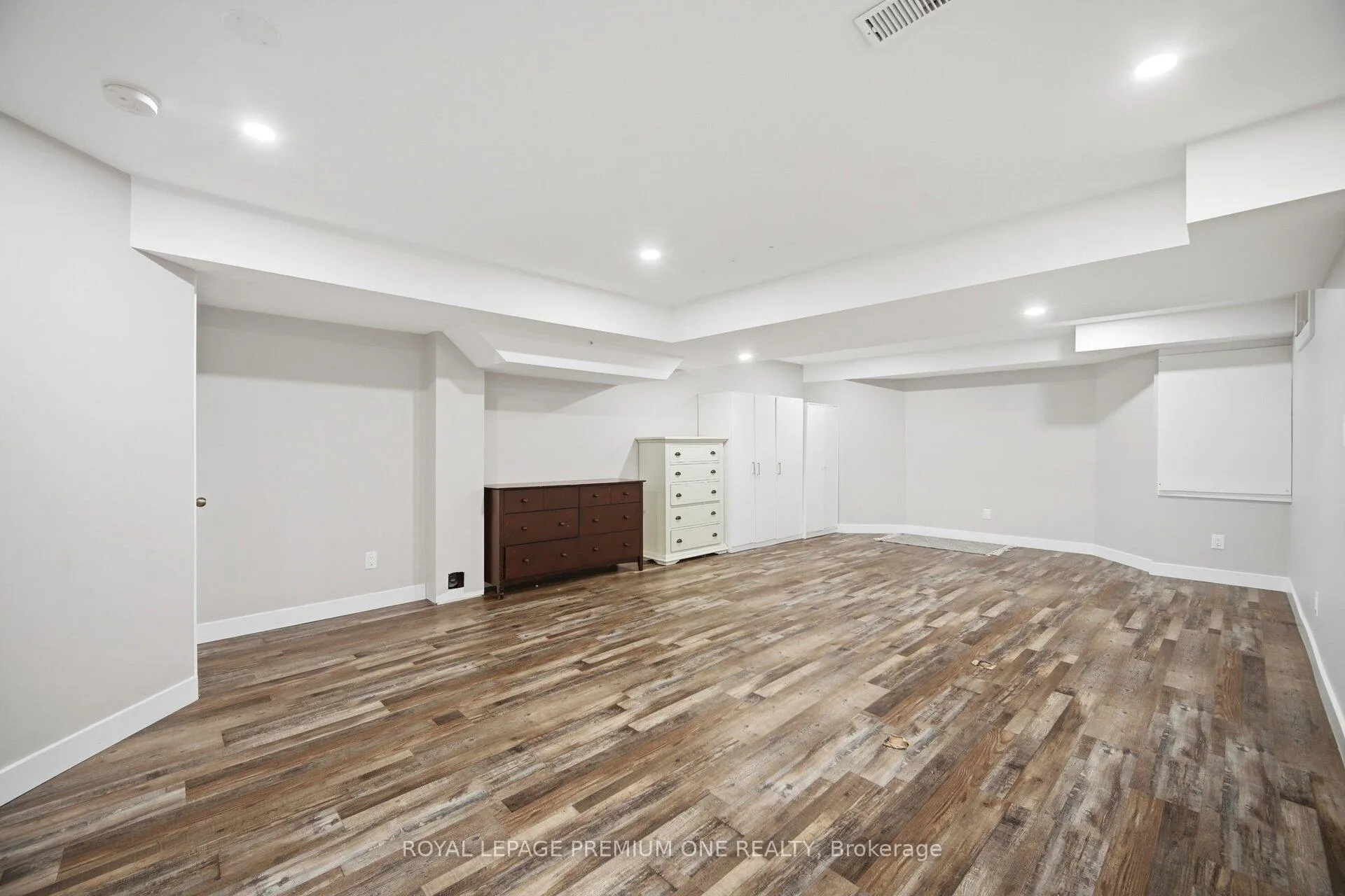 Photo 44 of 95 Retreat Boulevard, Vaughan, Vellore Village — HOMEH