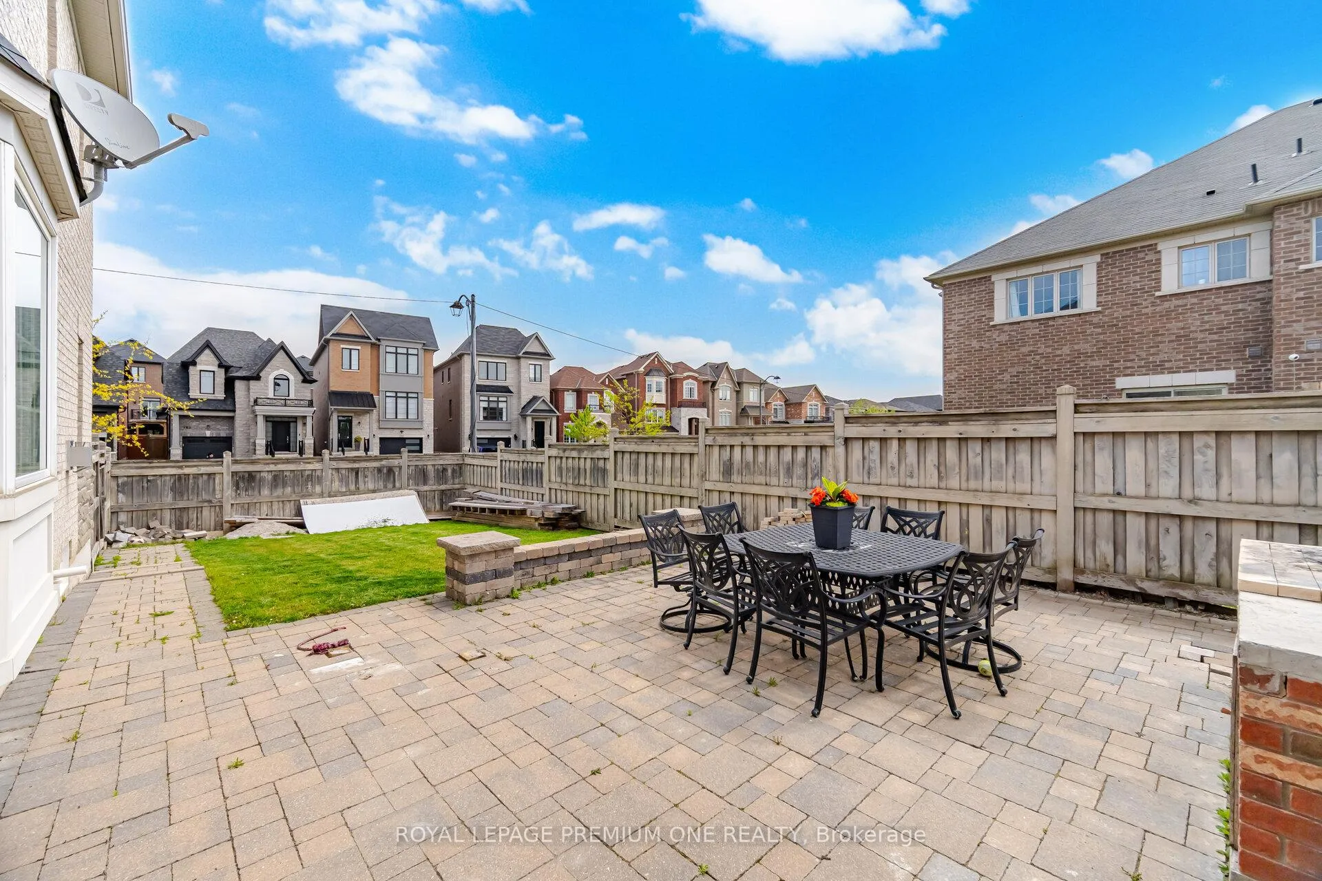 Photo 48 of 95 Retreat Boulevard, Vaughan, Vellore Village — HOMEH