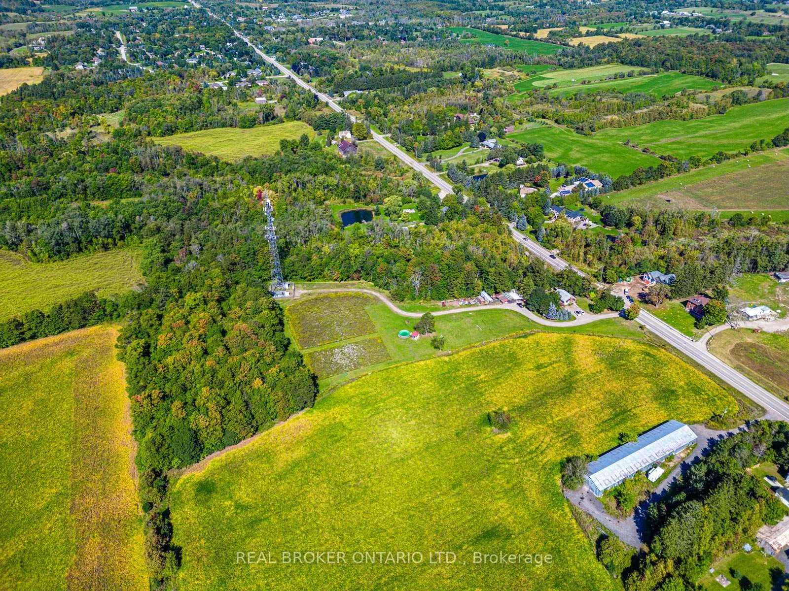 Photo 7 of 13908 Trafalgar Road, Halton Hills, Rural Halton Hills — HOMEH