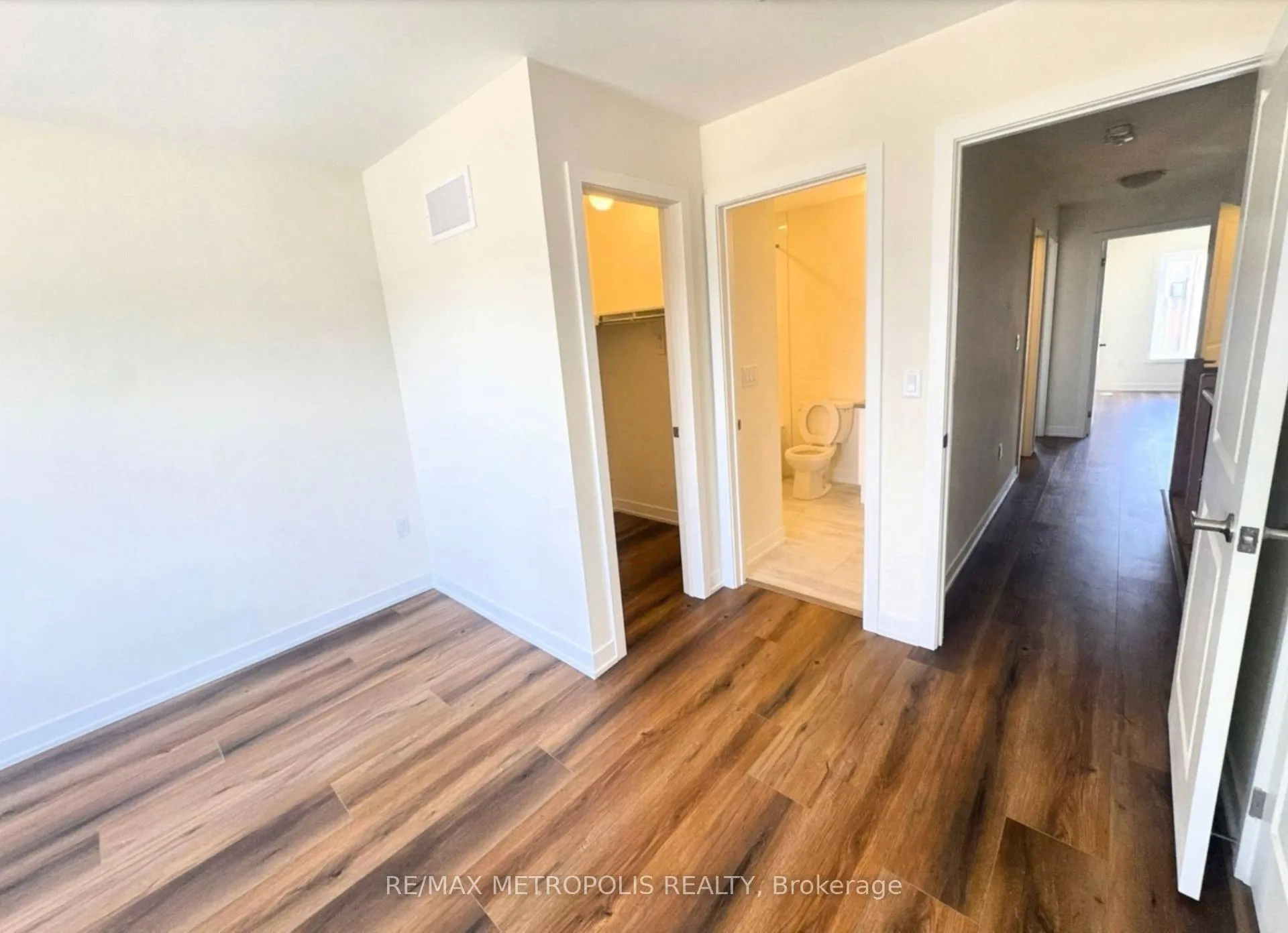Photo 14 of 1695 Dersan Street, Pickering, Duffin Heights — HOMEH