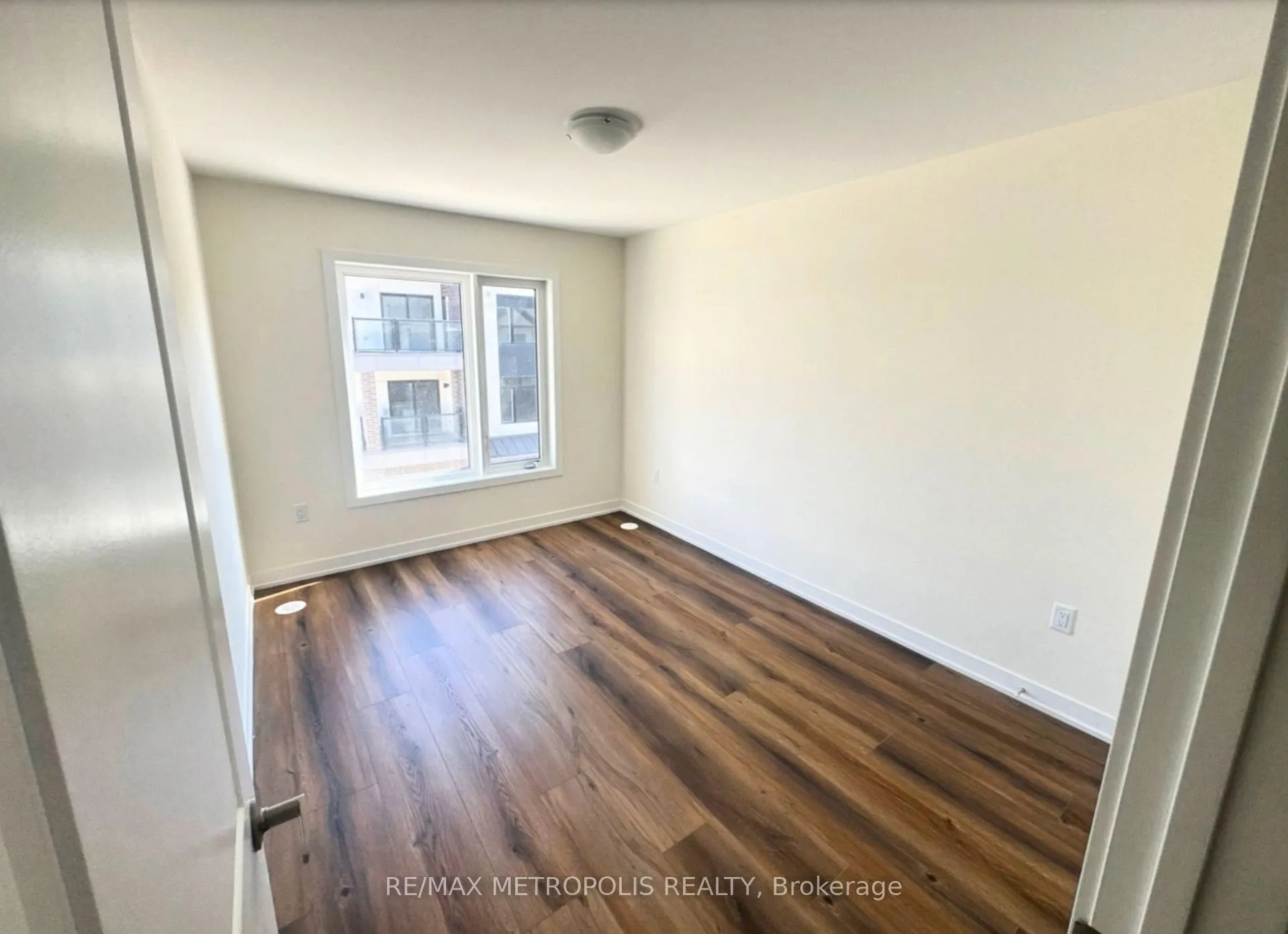 Photo 19 of 1695 Dersan Street, Pickering, Duffin Heights — HOMEH