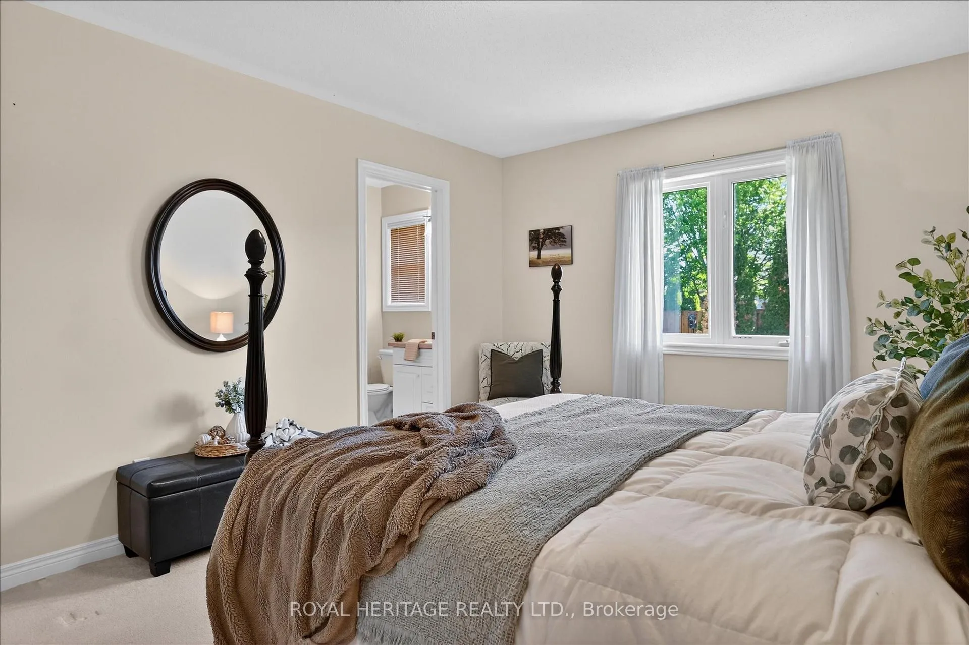Photo 21 of 21 Eakins Crescent, Kawartha Lakes, Lindsay — HOMEH