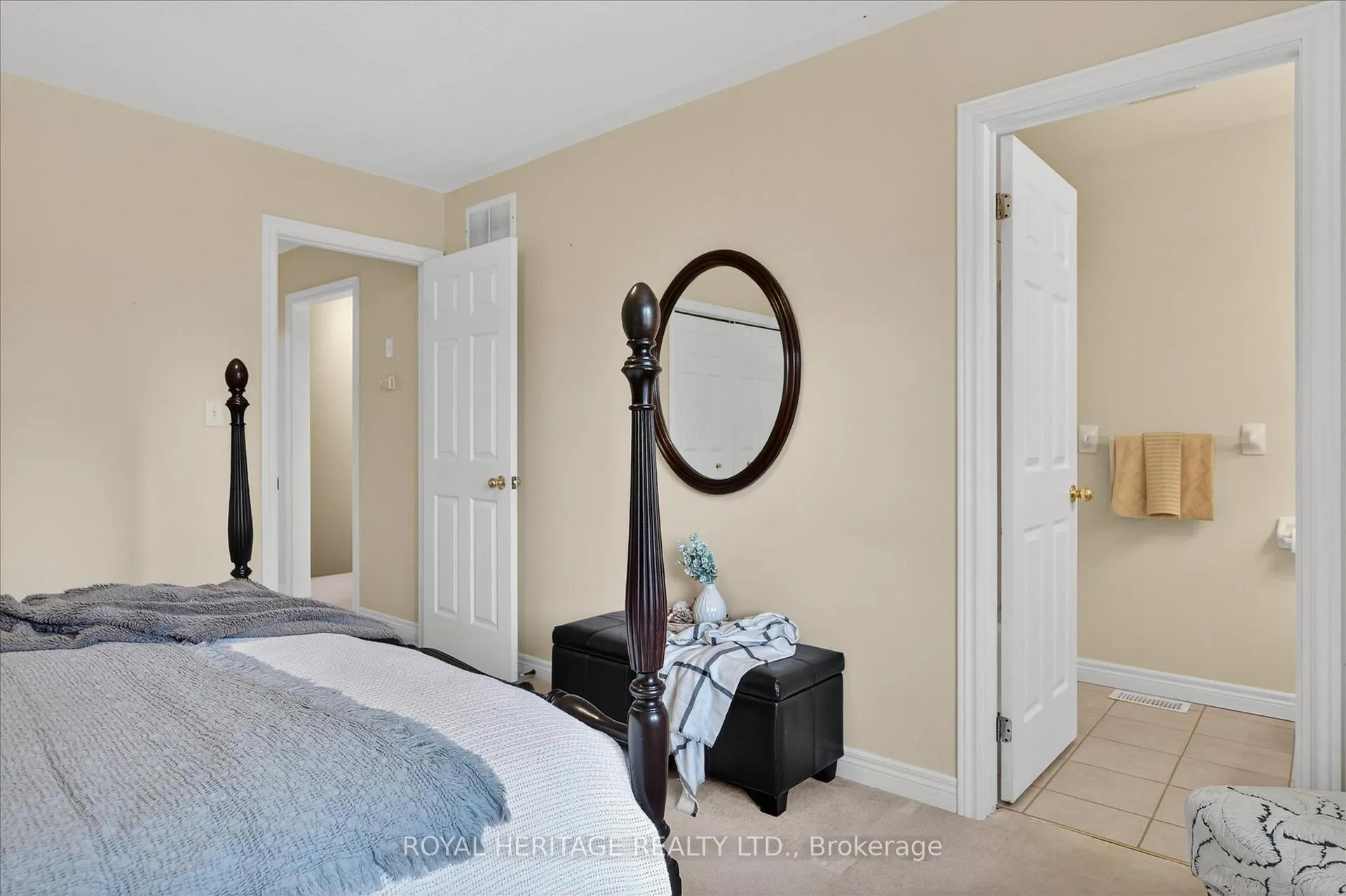 Photo 22 of 21 Eakins Crescent, Kawartha Lakes, Lindsay — HOMEH