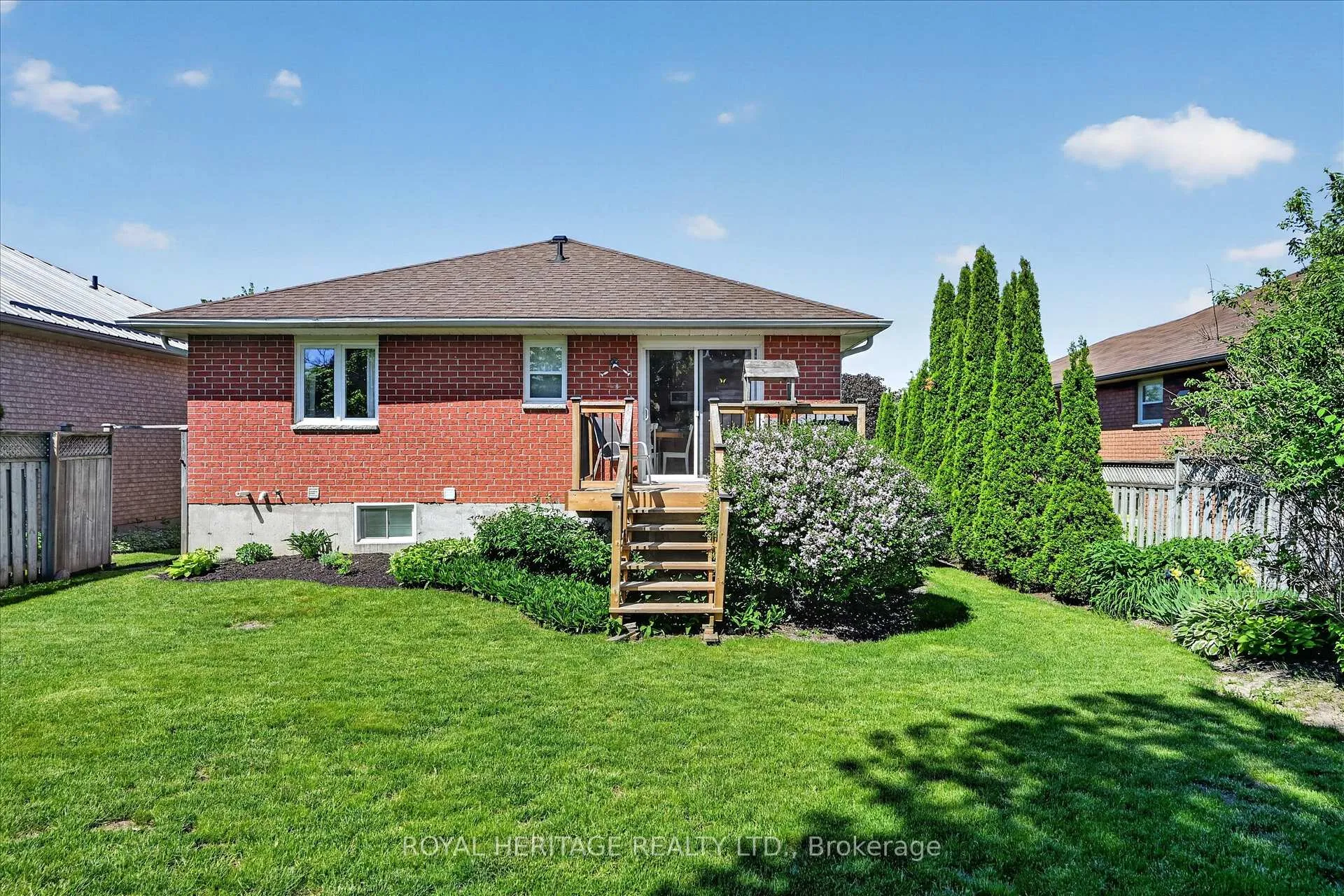 Photo 40 of 21 Eakins Crescent, Kawartha Lakes, Lindsay — HOMEH
