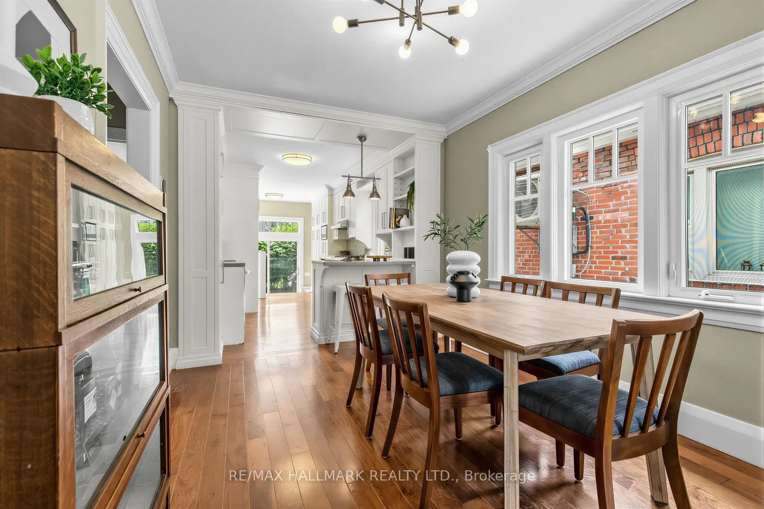 Photo 9 of 7 Westbrook Avenue, Toronto, Woodbine-Lumsden — HOMEH