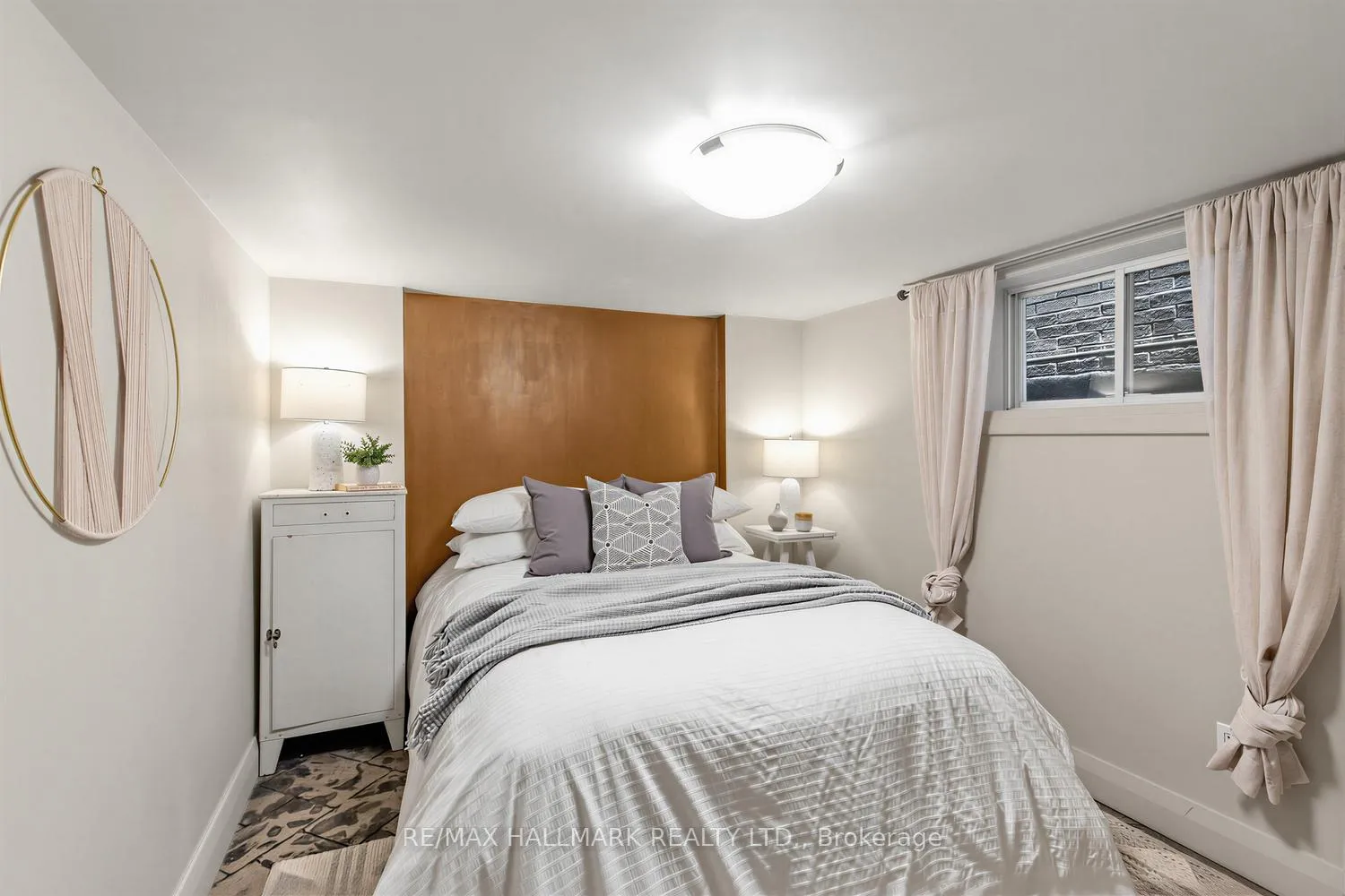 Photo 23 of 7 Westbrook Avenue, Toronto, Woodbine-Lumsden — HOMEH