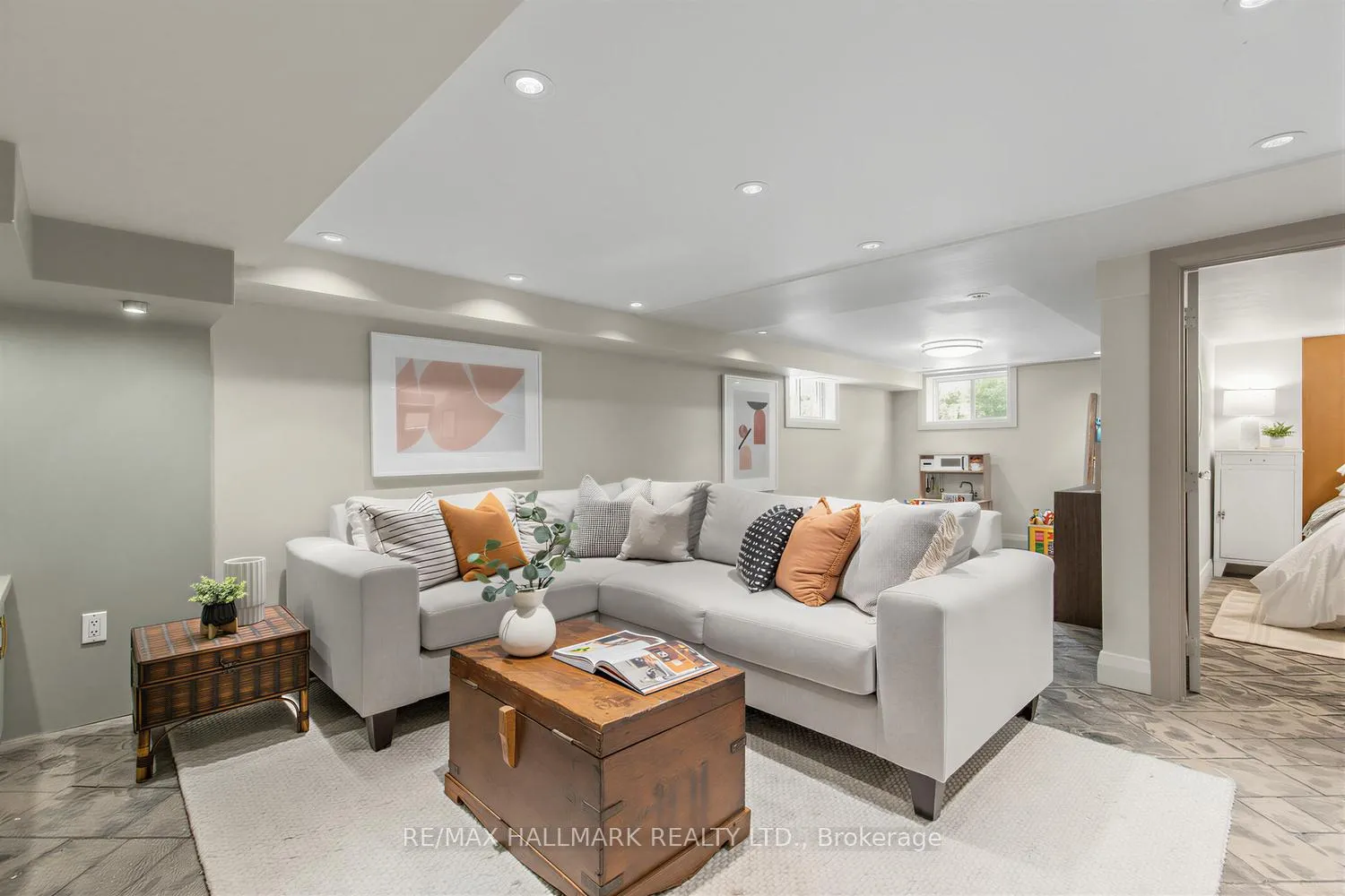 Photo 25 of 7 Westbrook Avenue, Toronto, Woodbine-Lumsden — HOMEH