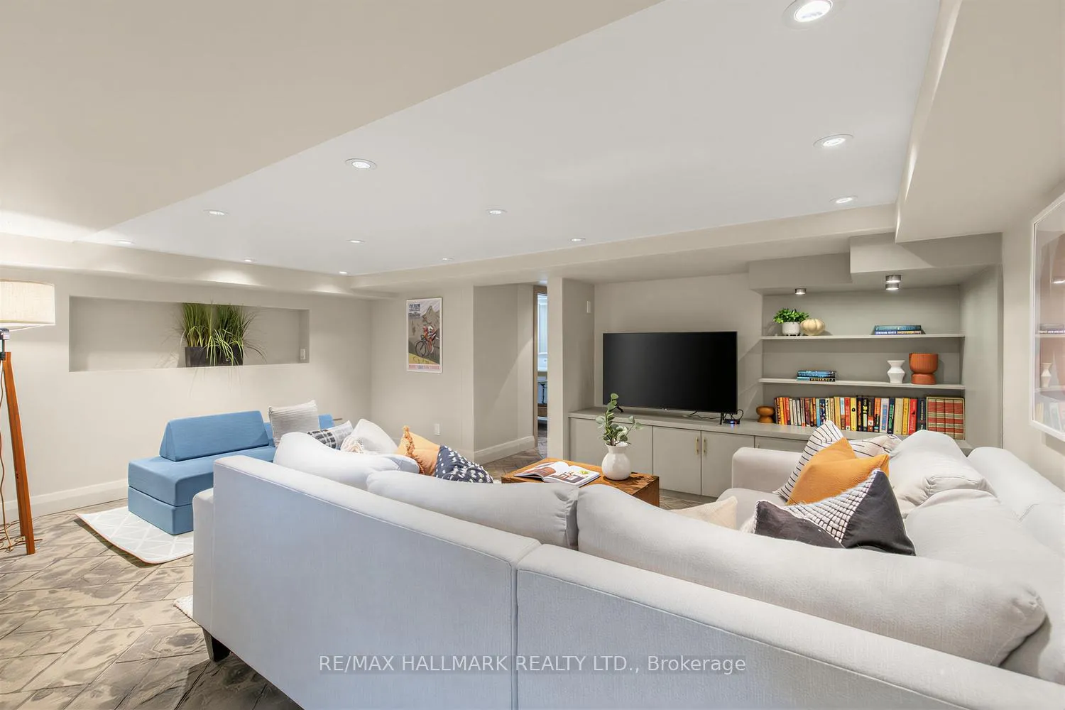 Photo 27 of 7 Westbrook Avenue, Toronto, Woodbine-Lumsden — HOMEH