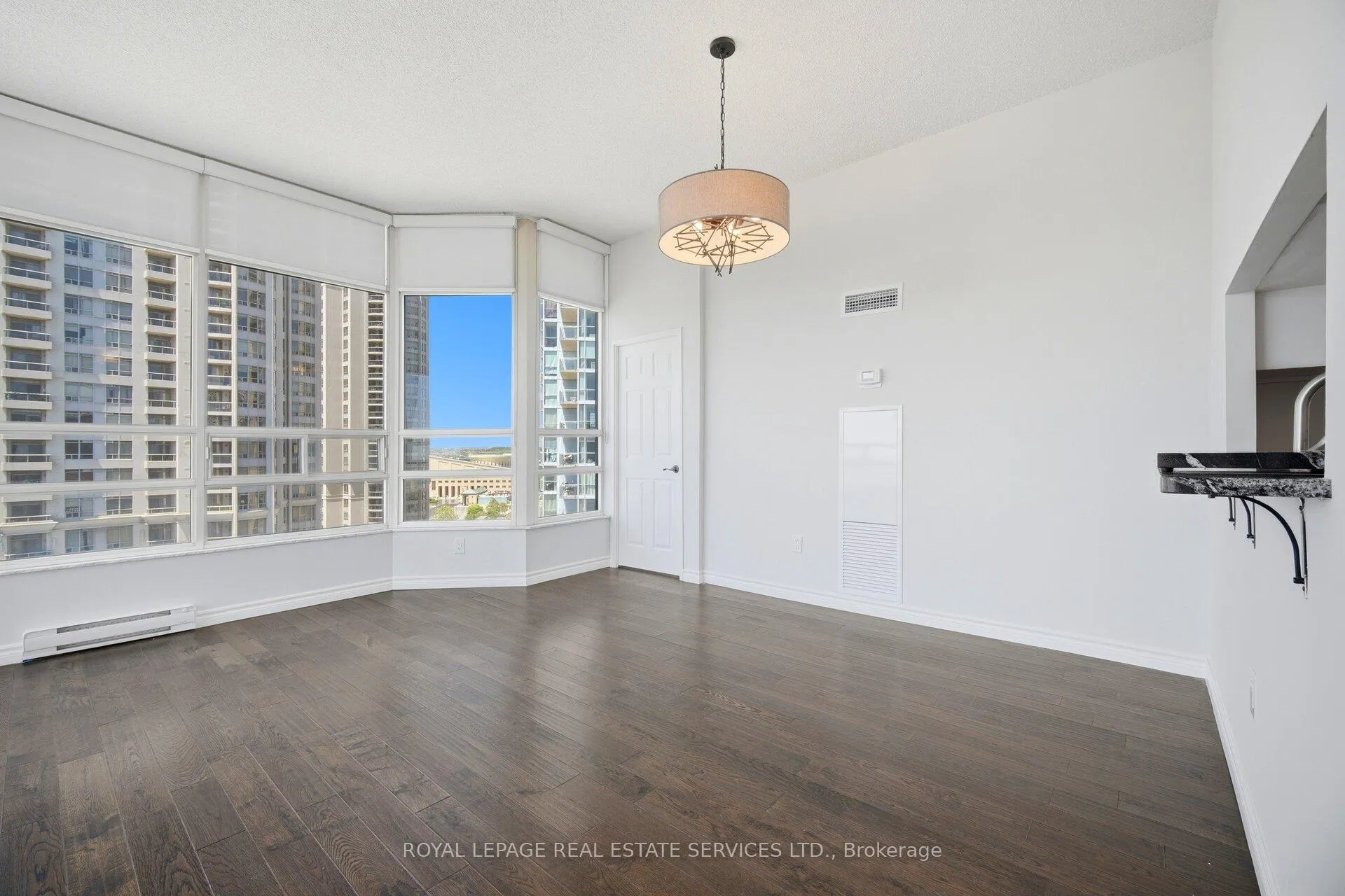 Photo 14 of Unit PH05, 250 Webb Drive, Mississauga, City Centre — HOMEH