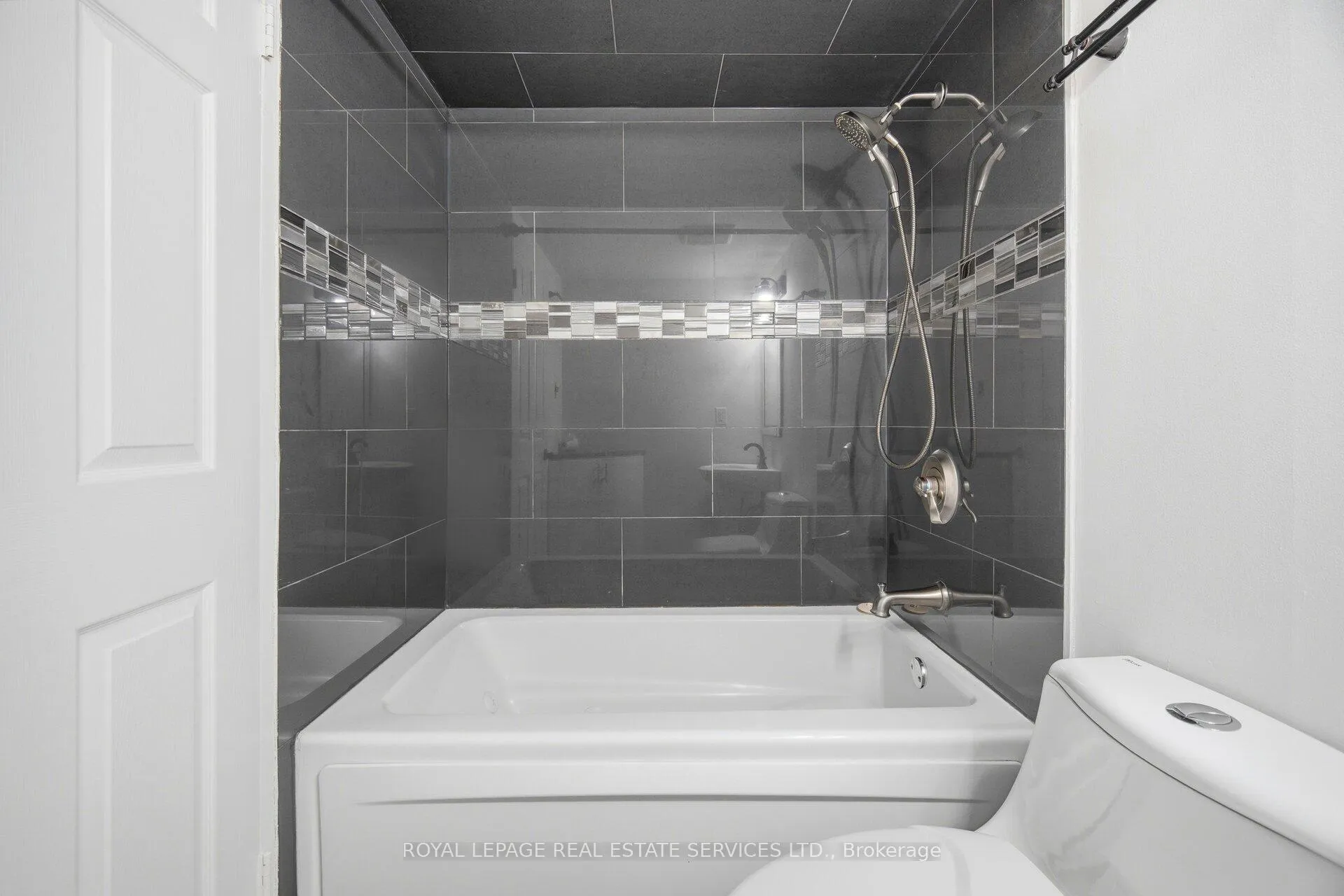 Photo 30 of Unit PH05, 250 Webb Drive, Mississauga, City Centre — HOMEH