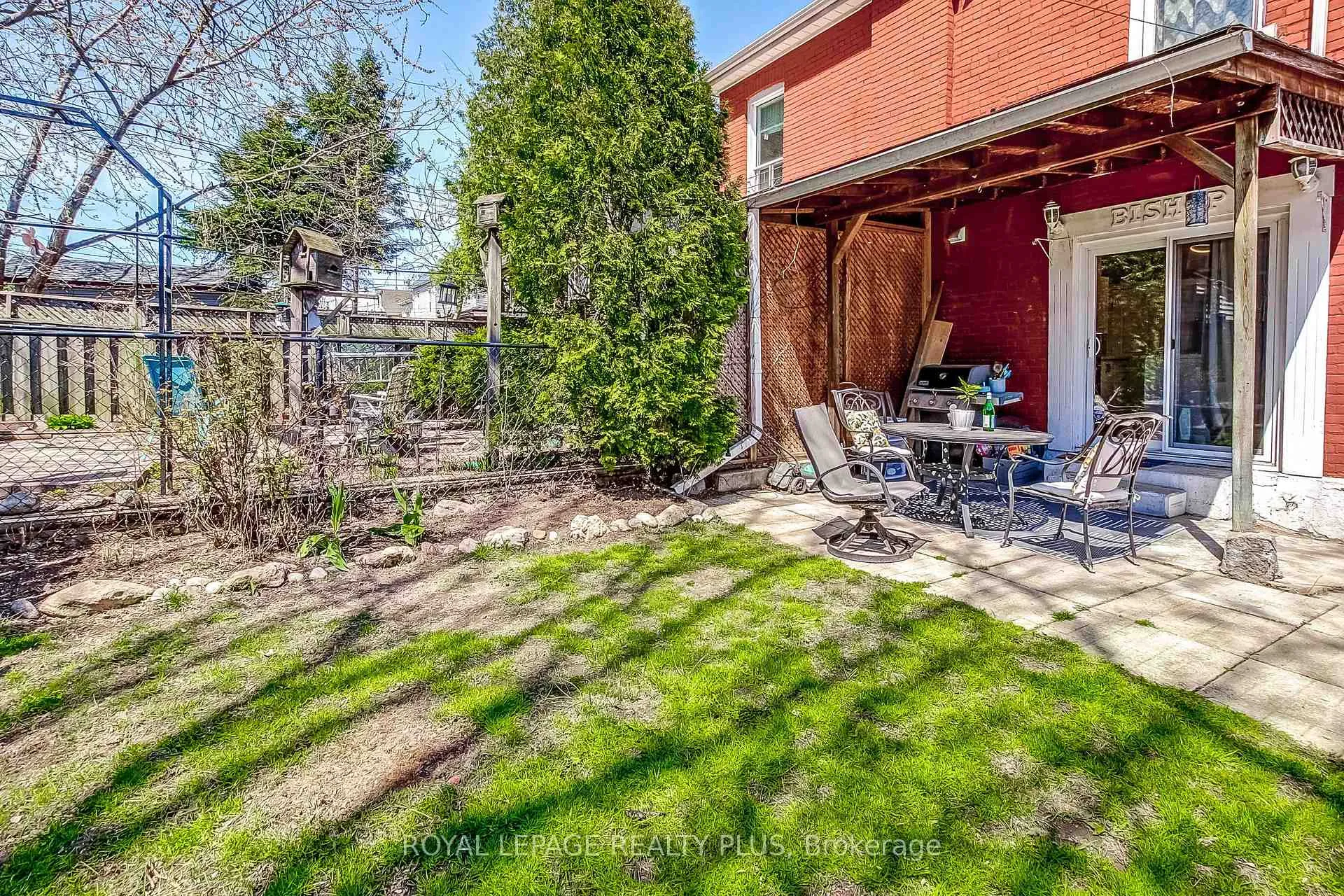 Photo 27 of 38 Rosemont Avenue, Hamilton, Stipley — HOMEH