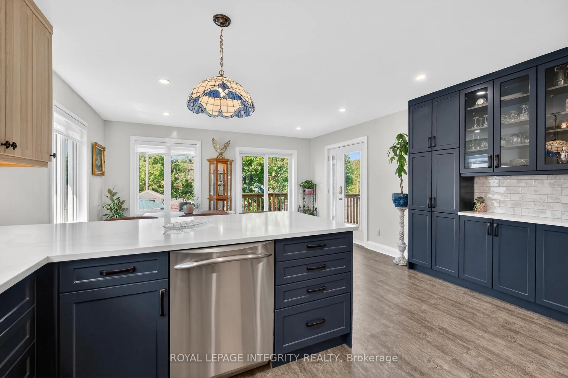 Photo 13 of 850 Balsam Drive, Ottawa, Chatelaine Village — HOMEH