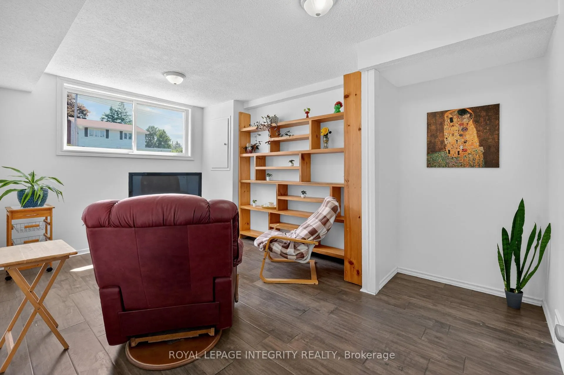 Photo 30 of 850 Balsam Drive, Ottawa, Chatelaine Village — HOMEH