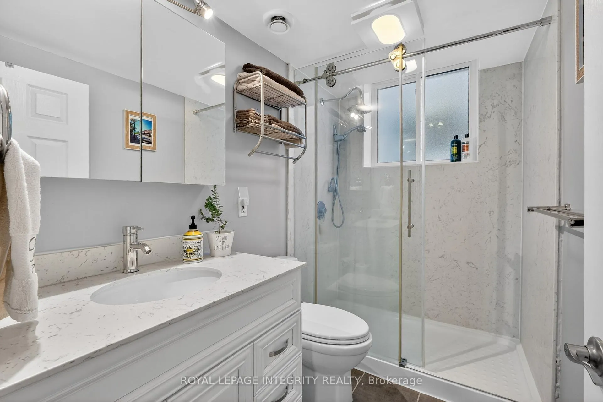 Photo 33 of 850 Balsam Drive, Ottawa, Chatelaine Village — HOMEH