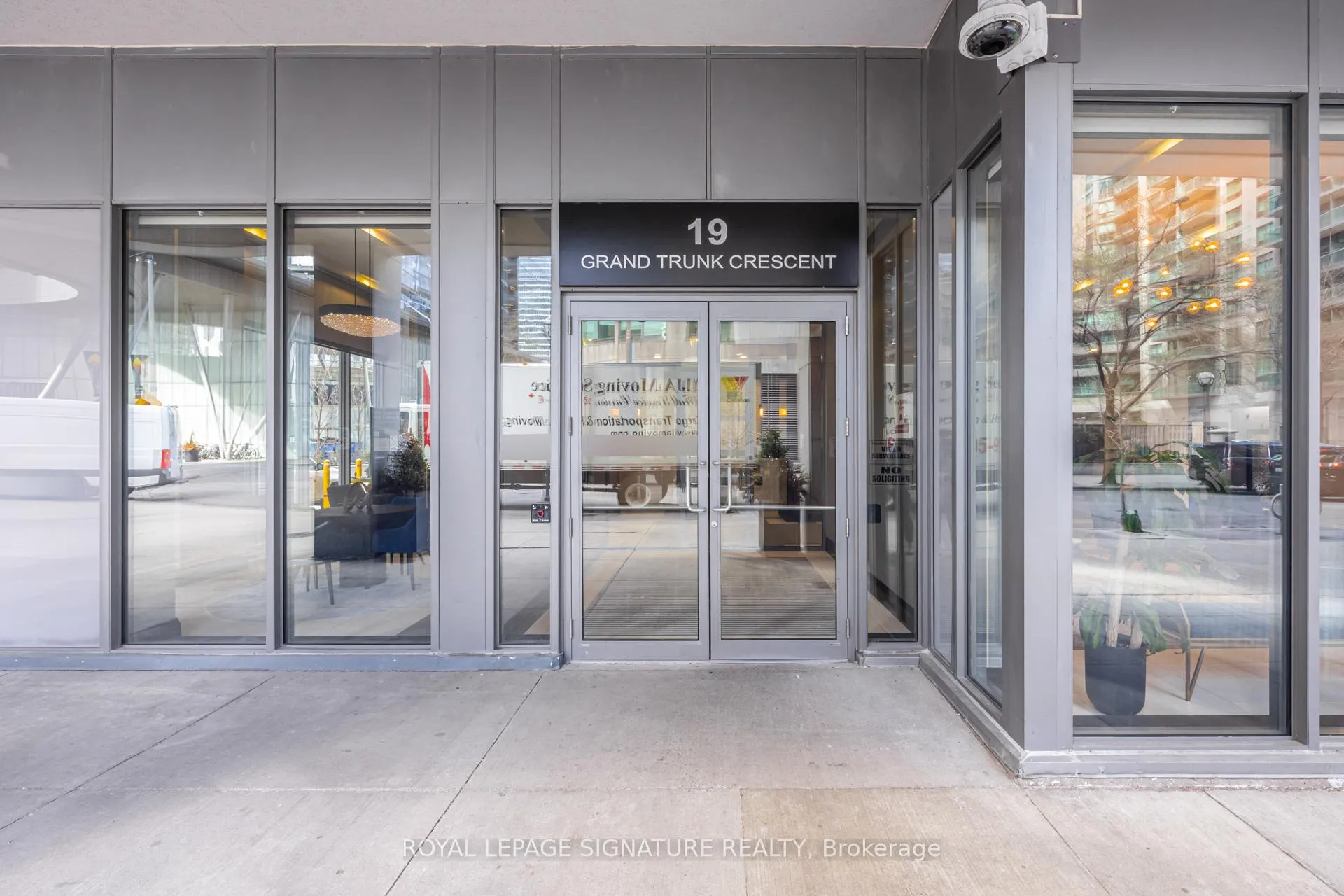 Photo 3 of Unit 2103, 19 Grand Trunk Crescent, Toronto, Waterfront Communities — HOMEH