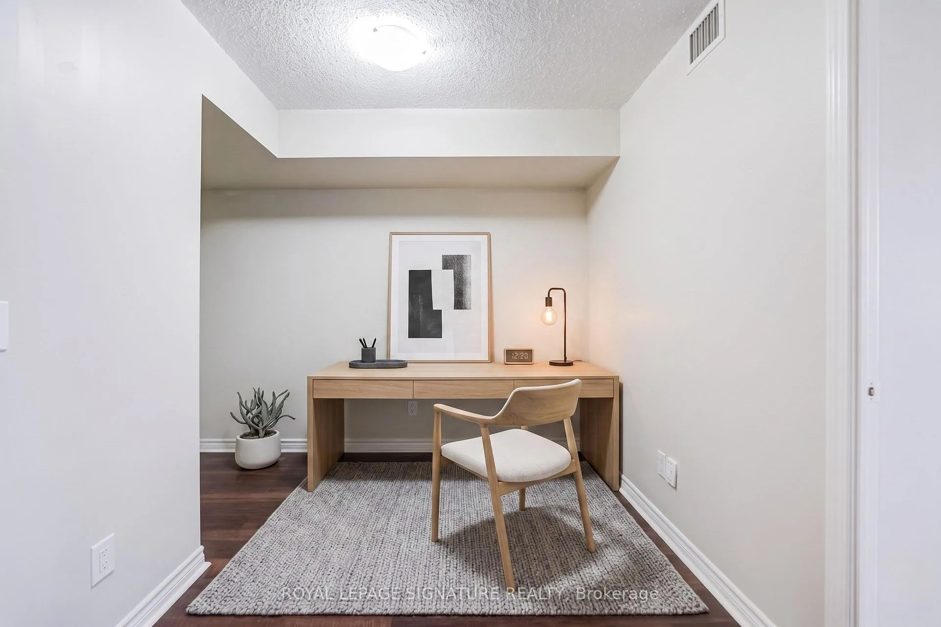 Photo 12 of Unit 2103, 19 Grand Trunk Crescent, Toronto, Waterfront Communities — HOMEH