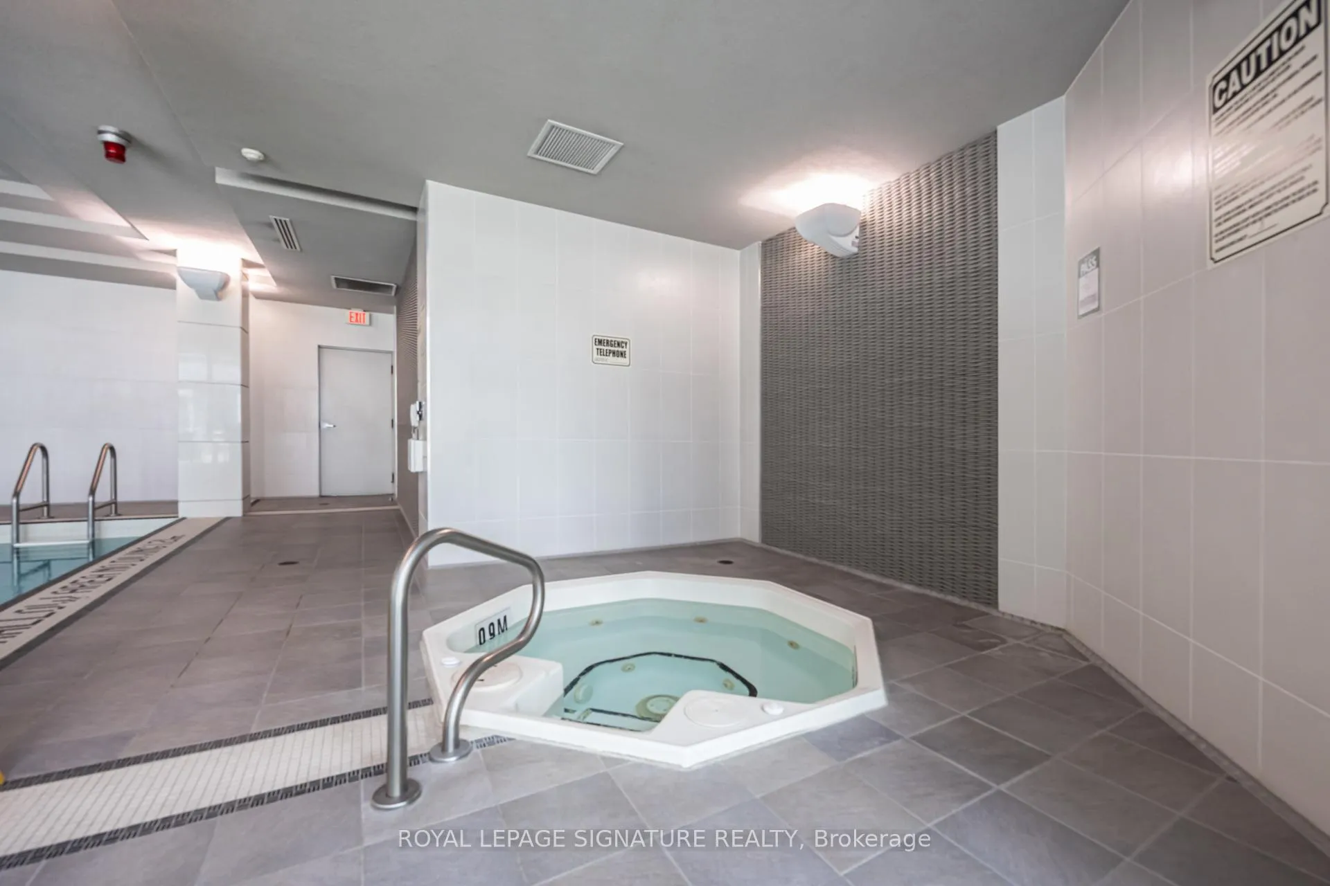 Photo 18 of Unit 2103, 19 Grand Trunk Crescent, Toronto, Waterfront Communities — HOMEH