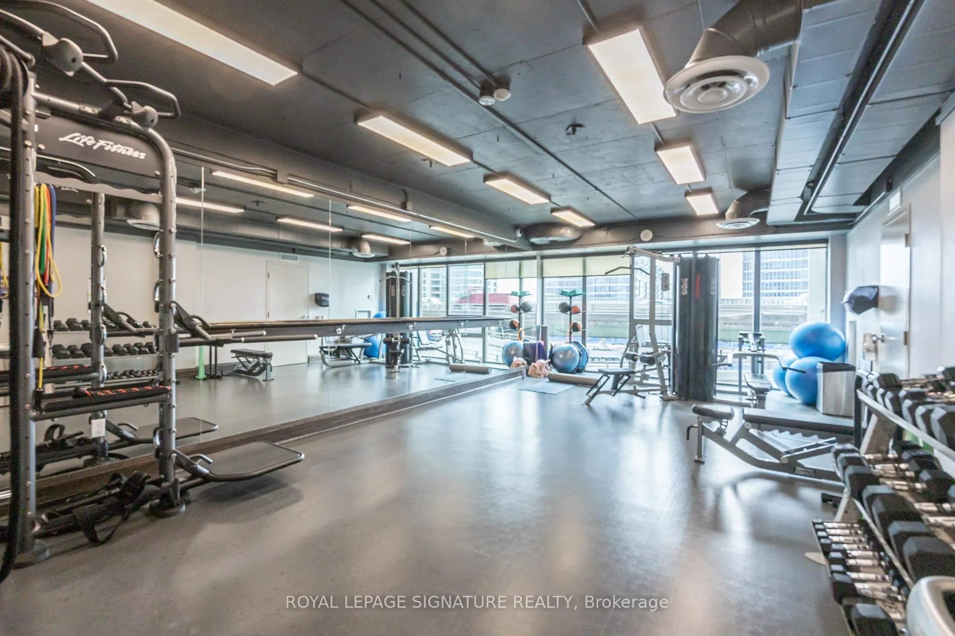 Photo 20 of Unit 2103, 19 Grand Trunk Crescent, Toronto, Waterfront Communities — HOMEH