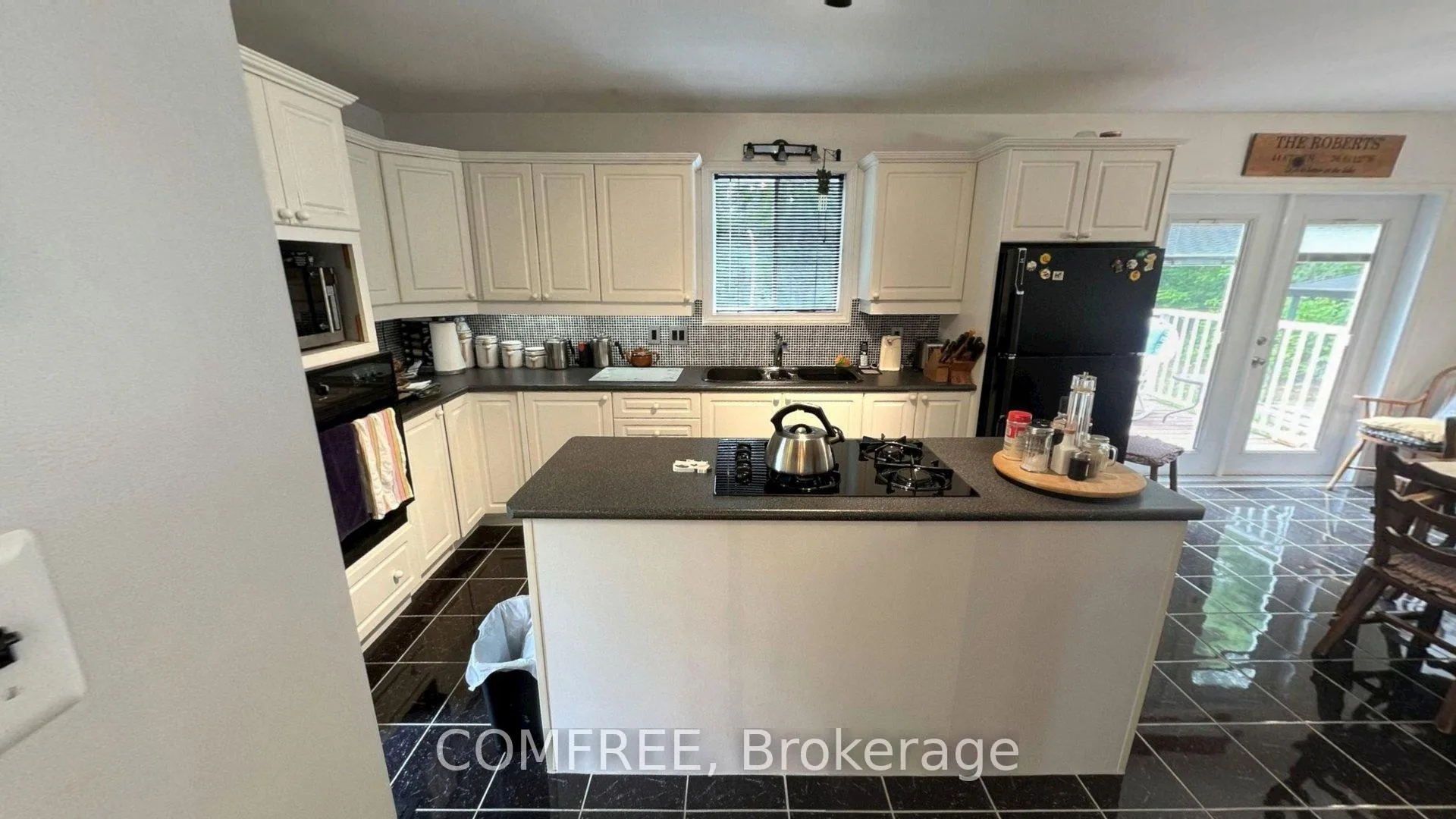 Photo 5 of 199 Lower Crow Lane, Frontenac, Frontenac South — HOMEH