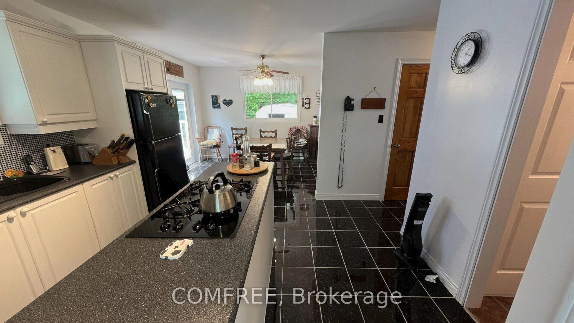 Photo 6 of 199 Lower Crow Lane, Frontenac, Frontenac South — HOMEH